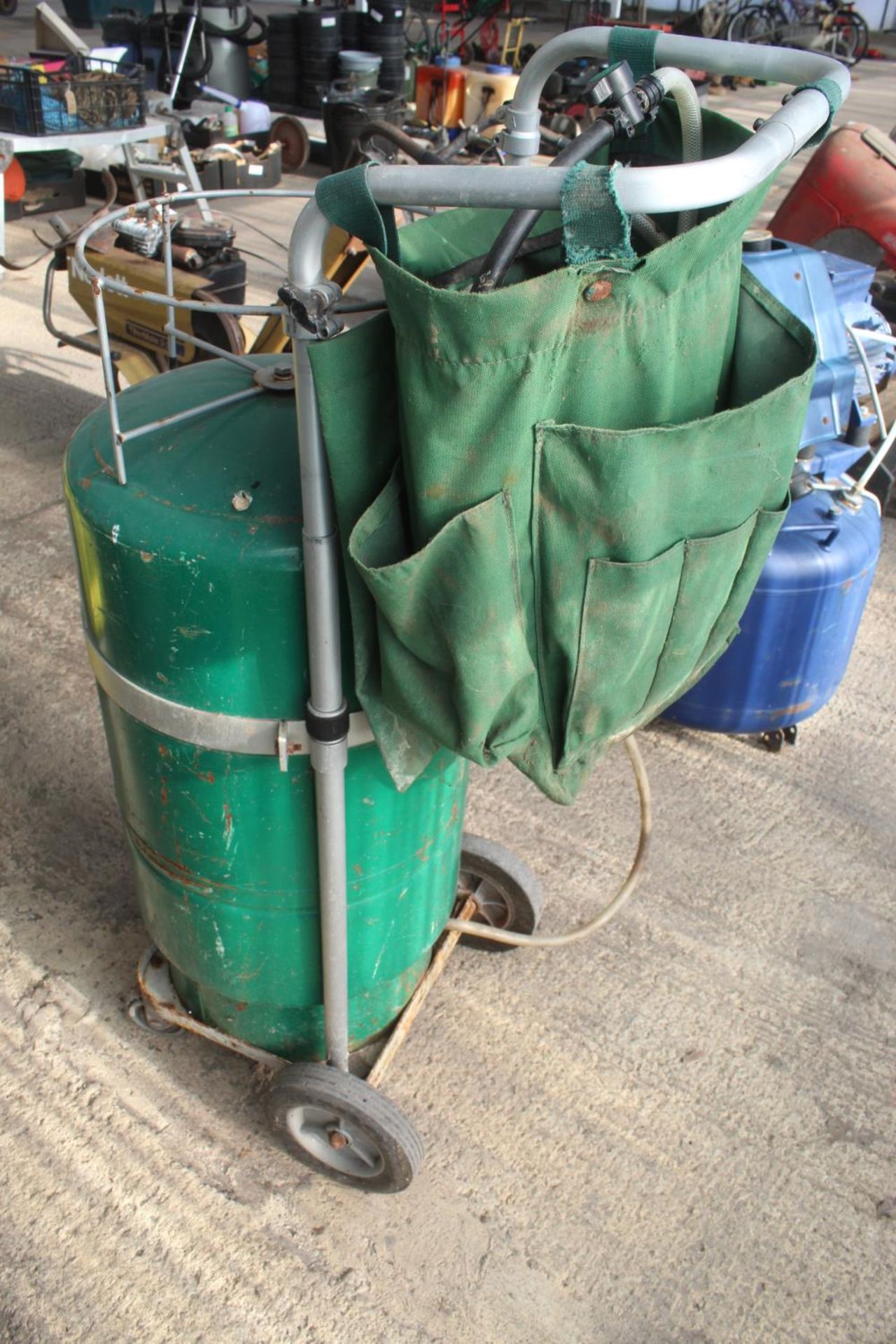 A PRESURISED WATER TANK ON TROLLEY BASE FOR GREENHOUSE PLANT WATERING WITH HOSE NO VAT - Image 2 of 2