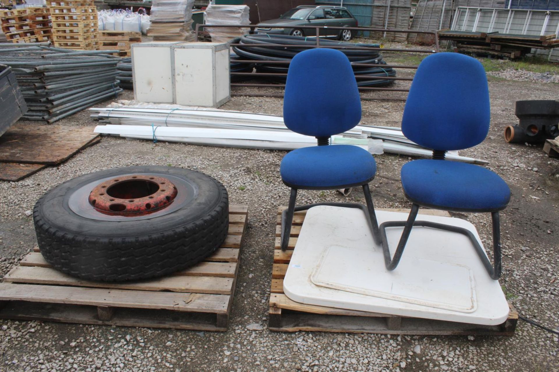 2 CHAIRS, WHEEL AND TYRE 10/R20 + VAT