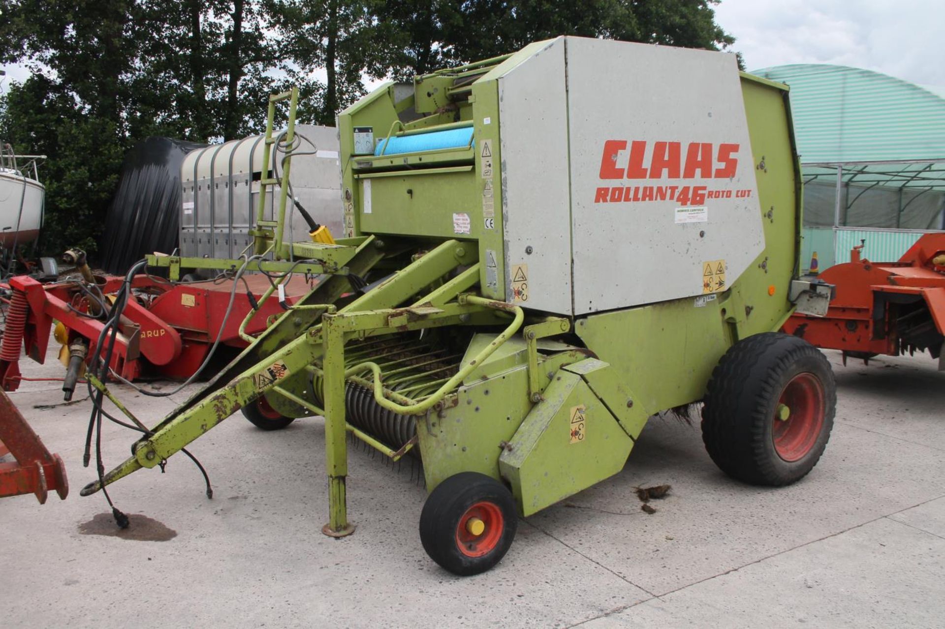CLASS ROLLANT 46 ROTOCUT ROUND BALER WITH PTO IN WORKING OEDER + VAT