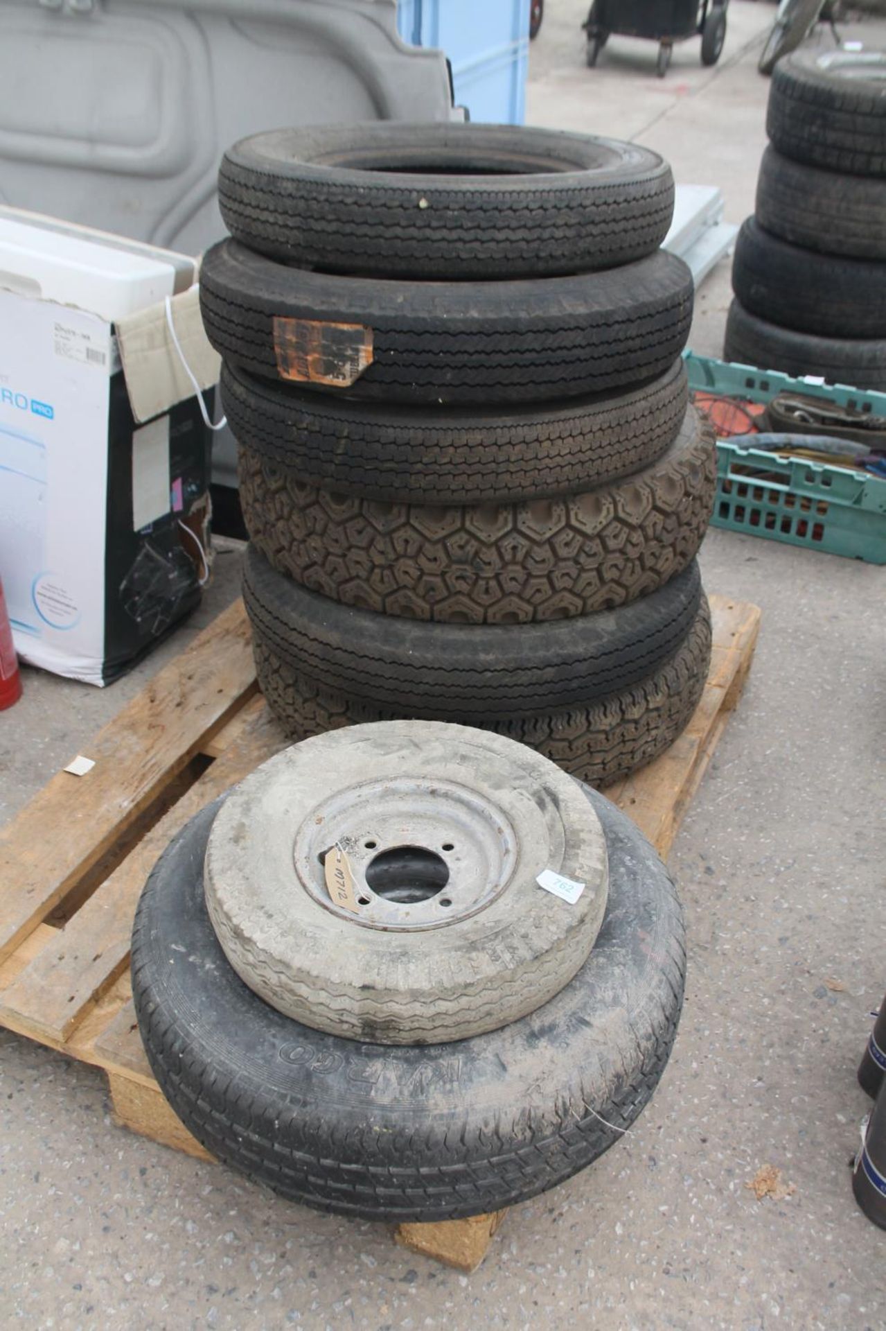 6 TYRES AND 2 WHEELS AND TYRES NO VAT