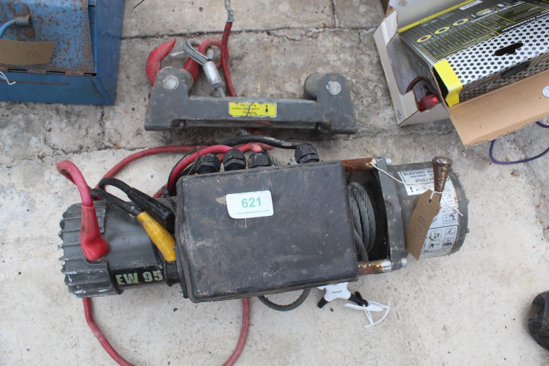 ELECTRIC WINCH EW9500 NO VAT