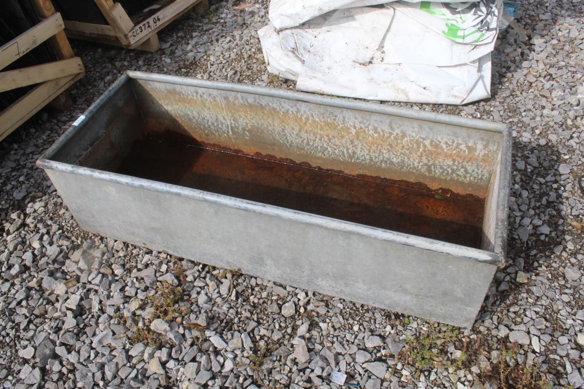 4FT WATER TROUGH + VAT