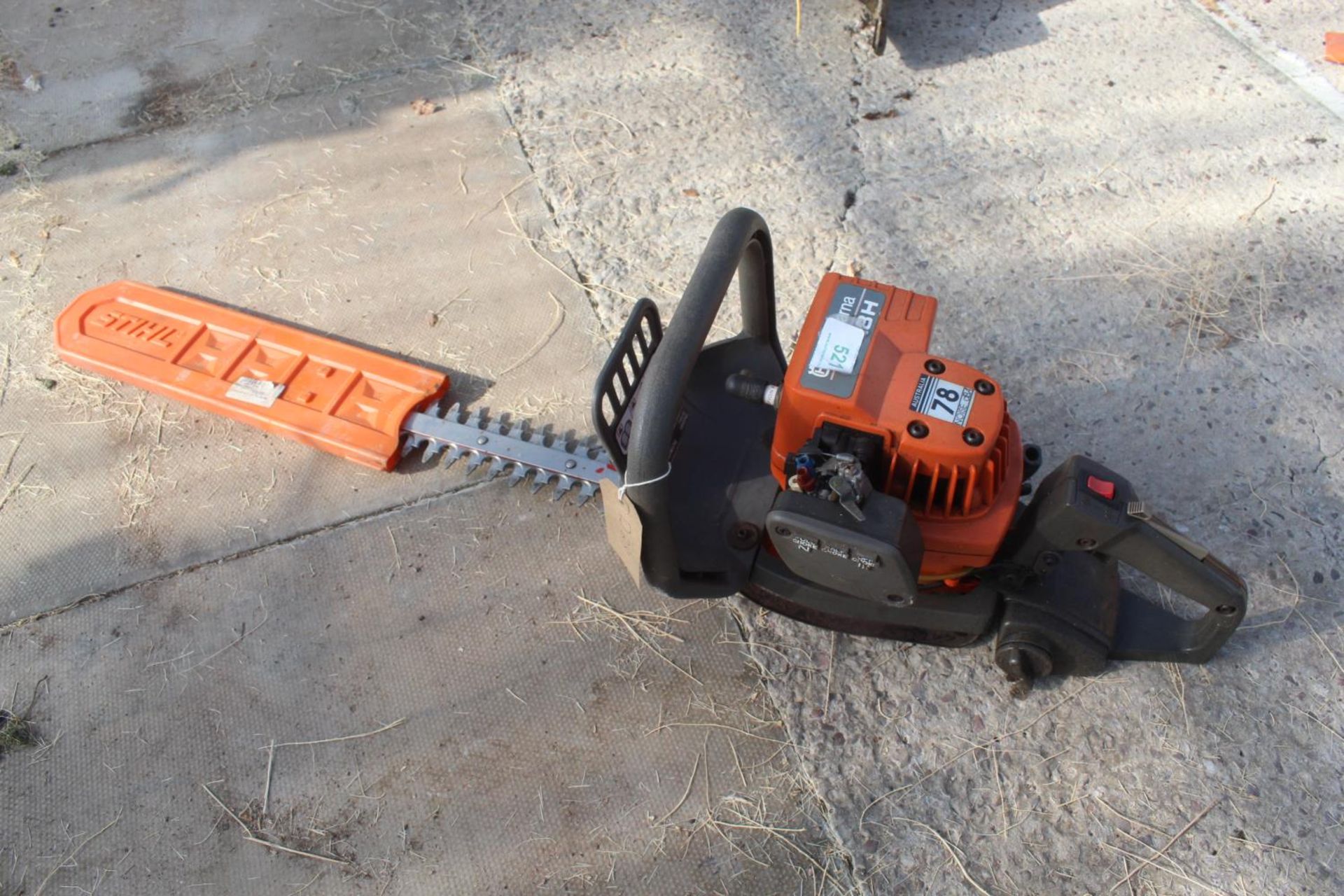 HUSQVARNA PETROL HEDGE CUTTER NO VAT