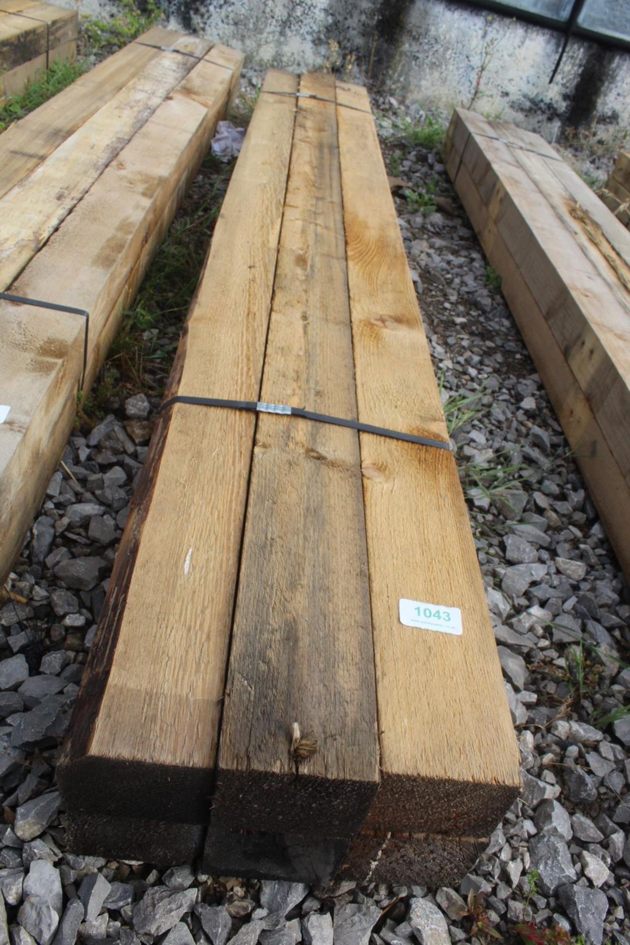 6 TIMBERS 6' 11" 4" X 3" NO VAT