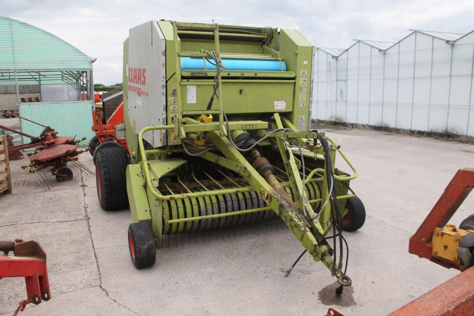CLASS ROLLANT 46 ROTOCUT ROUND BALER WITH PTO IN WORKING OEDER + VAT - Image 3 of 4