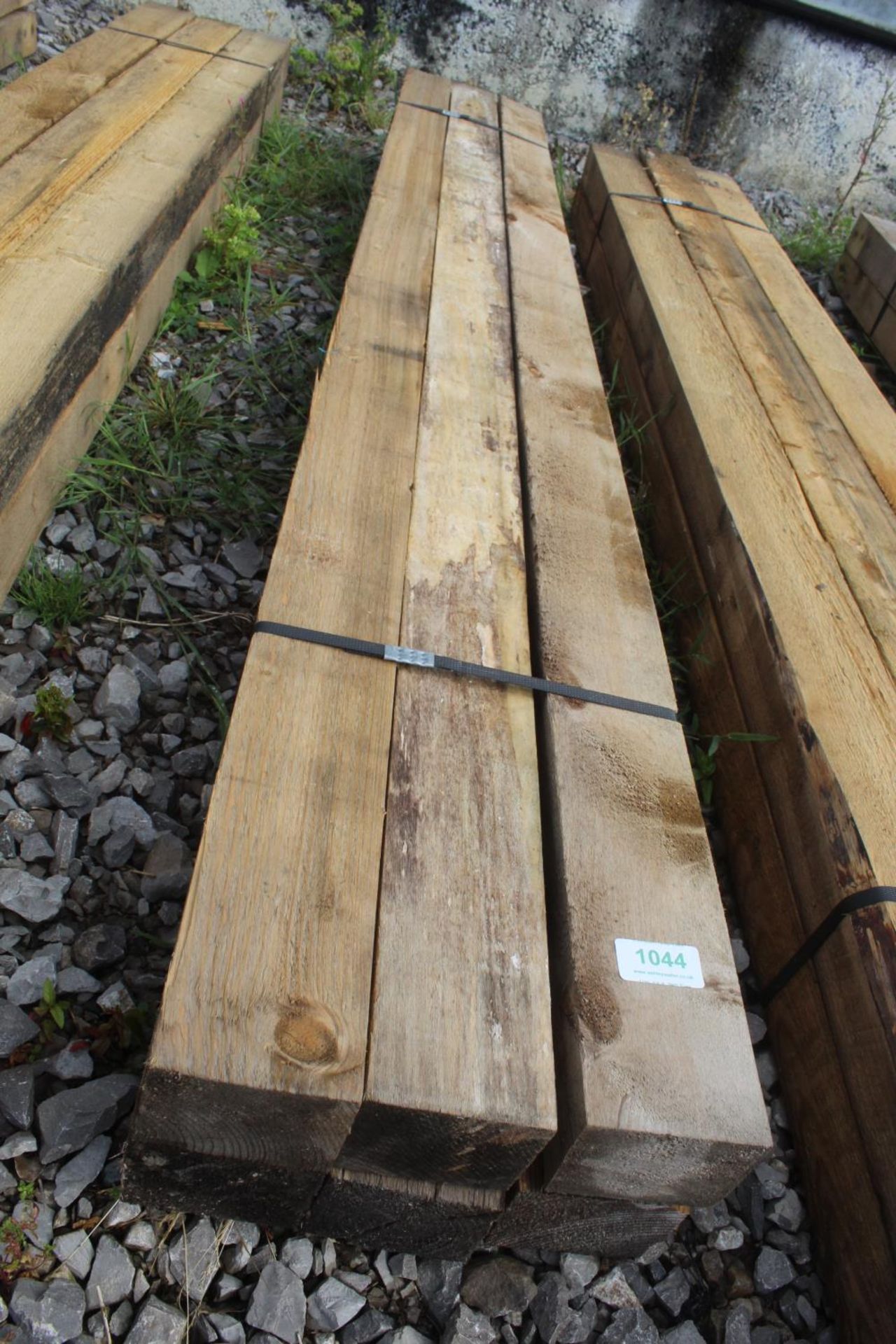 6 TIMBERS 6' 11" 4" X 3" NO VAT