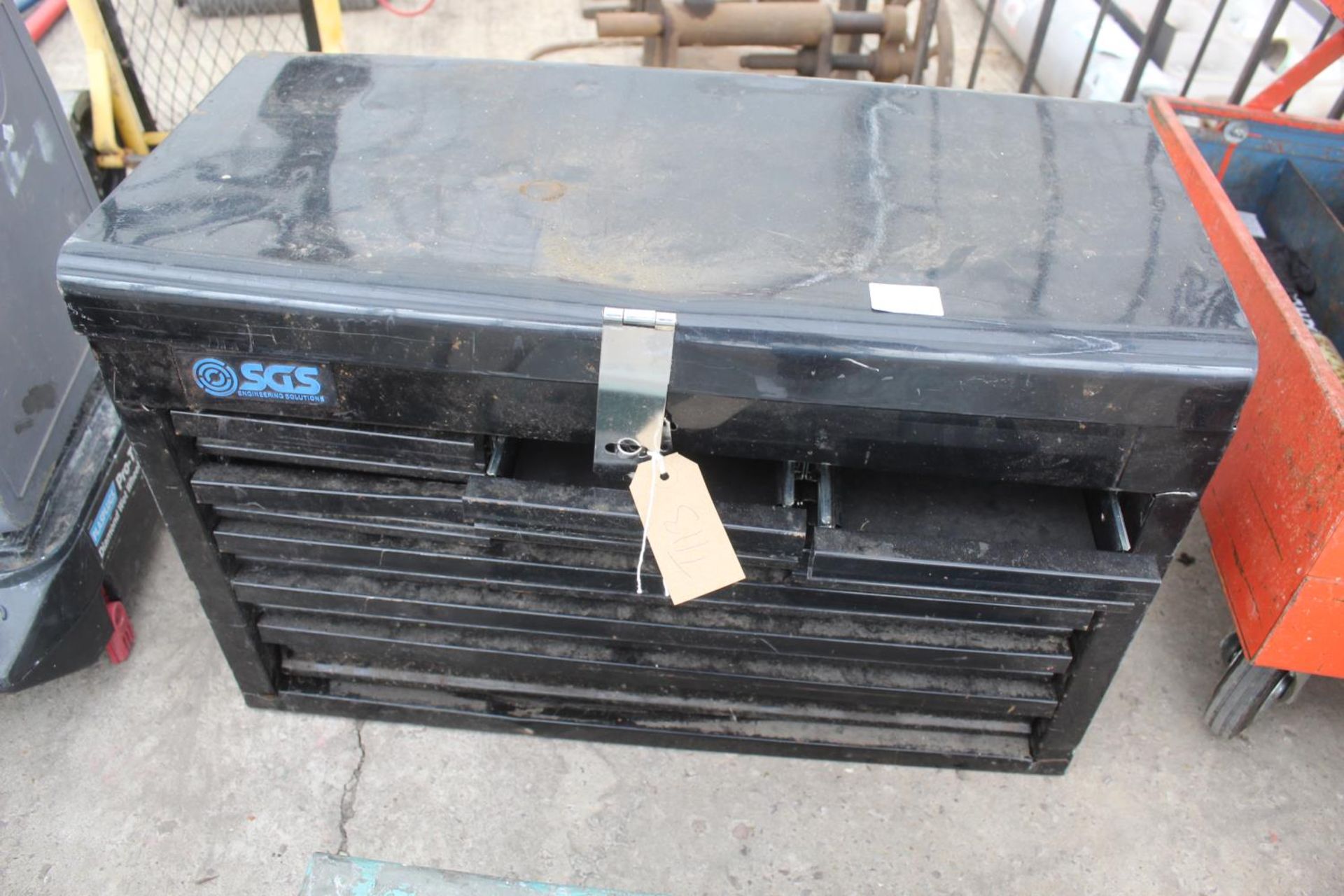 BLACK TOOL BOX NO VAT