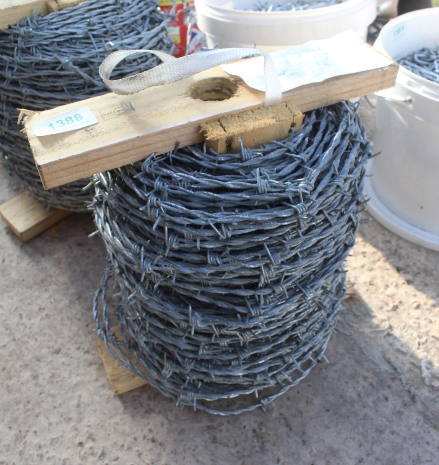 ROLL OF BARBED WIRE + VAT