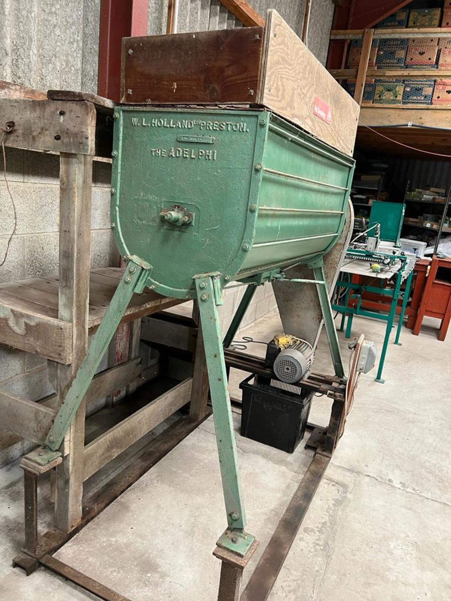 OLIC ANA BLOCK MAKER WITH 5 ROW SOWER, CONVEYOR 90" LONG & 11" WIDE (BELT 8.5" WIDE) GOOD WORKING - Image 2 of 8
