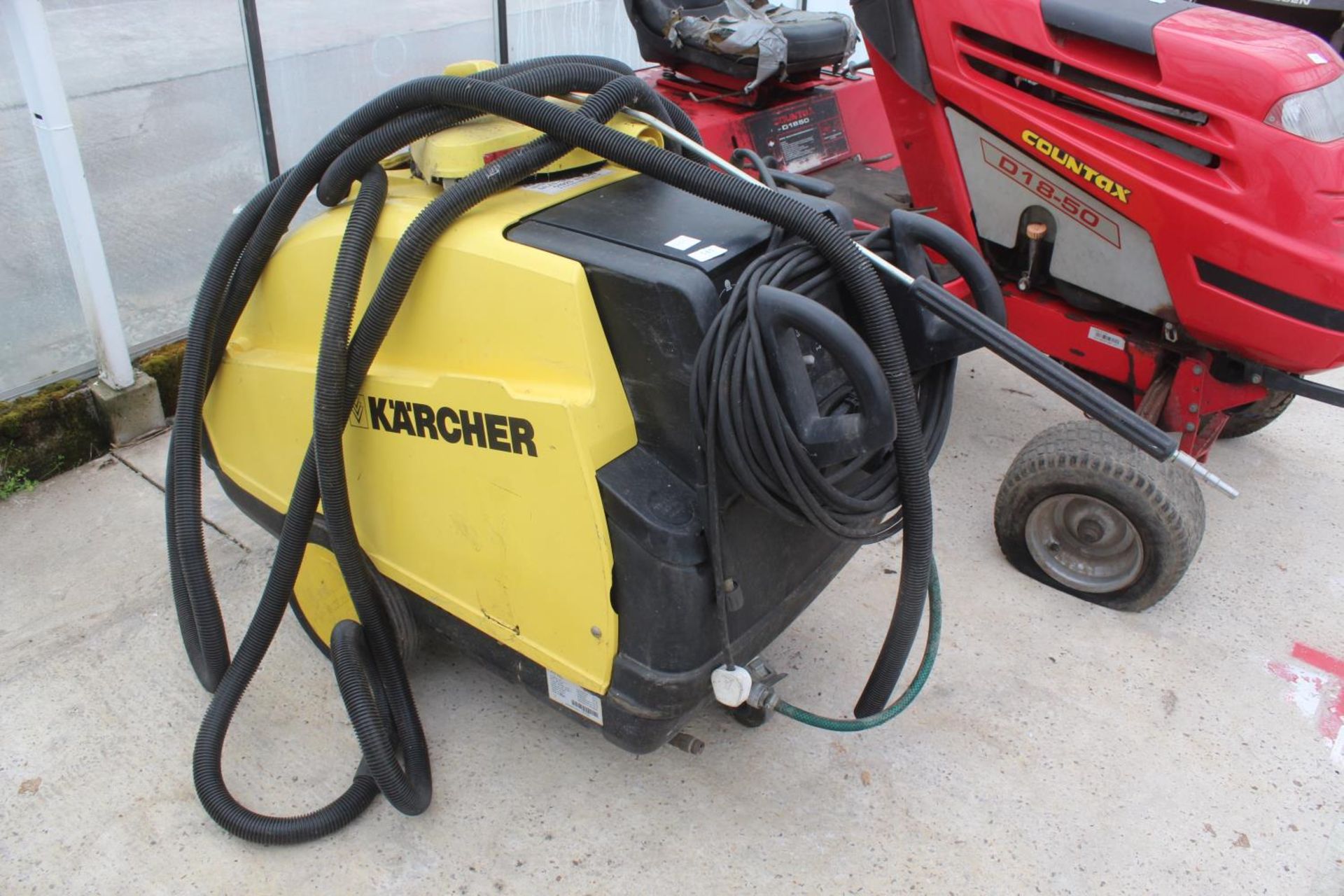 A KARCHER HDS 7465 STEAM CLEANER NO VAT THIS LOT IS PART OF A SMALL DISPERSAL