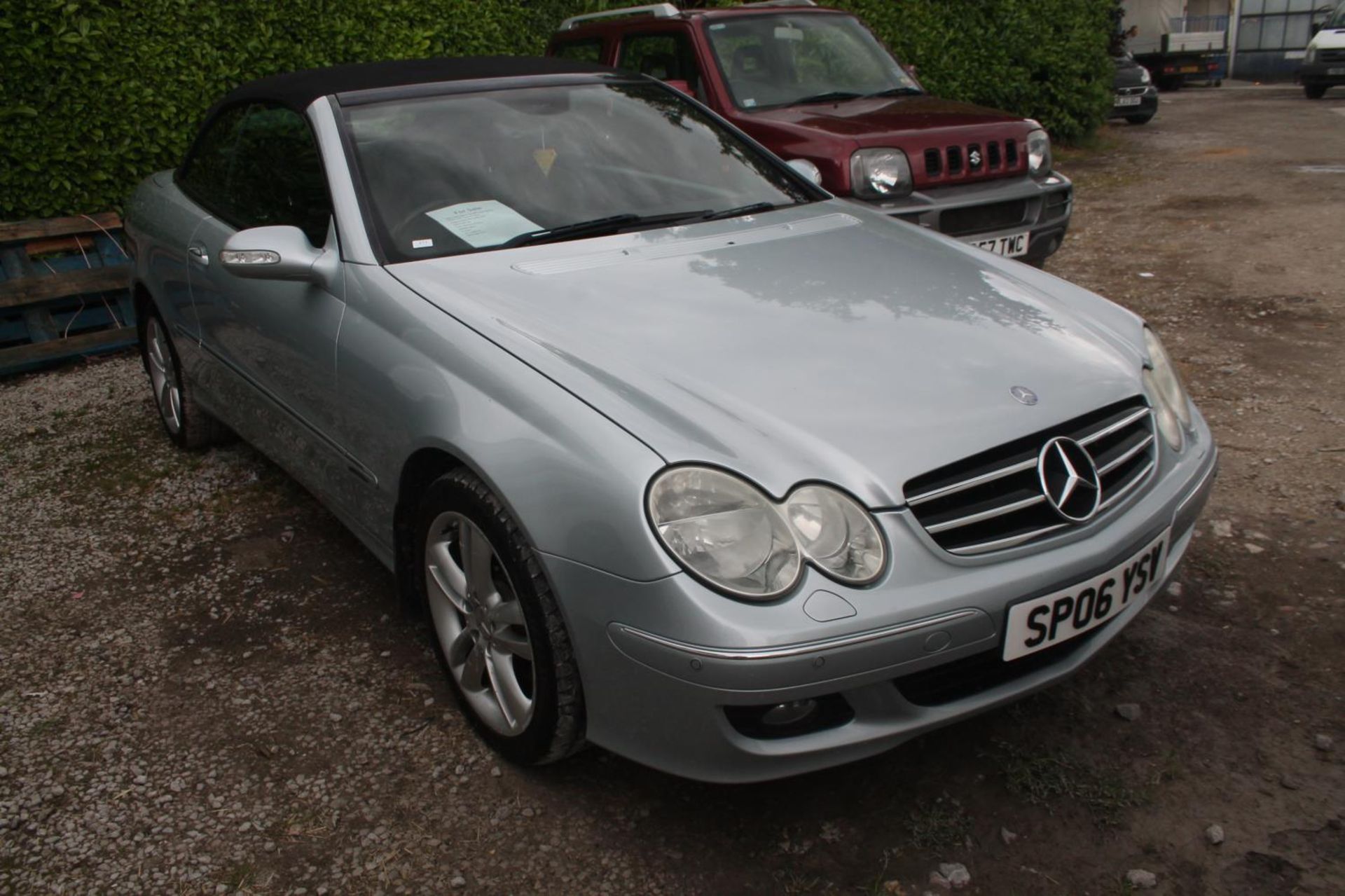 MERCEDES BENZ CLK 200 AVANTGARDE AUTOMATIC CONVERTIBLE CAR REG NUMBER SP06YSV FULL SERVICE HISTORY