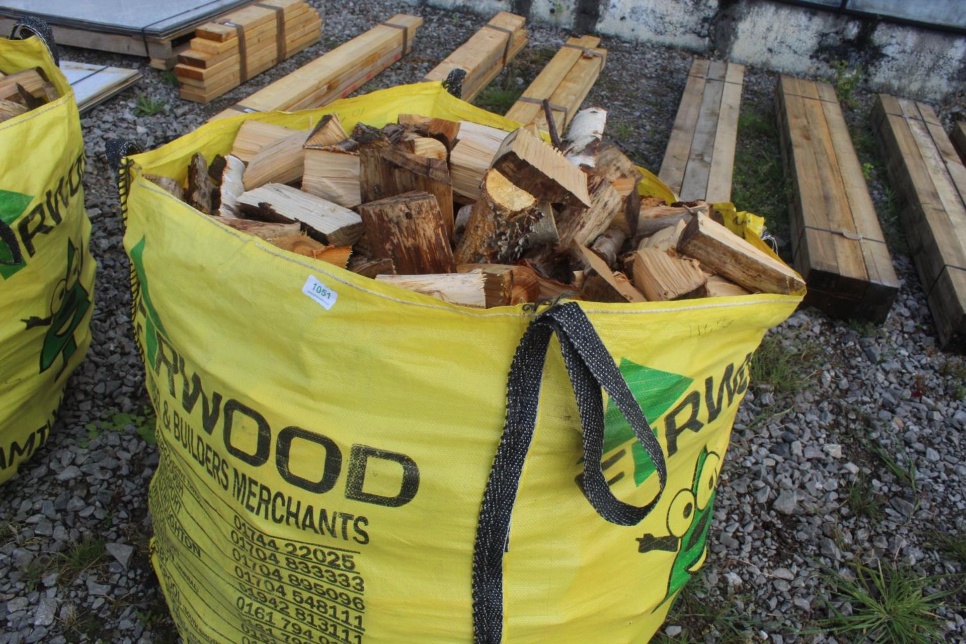 TOTE OF LOGS NO VAT