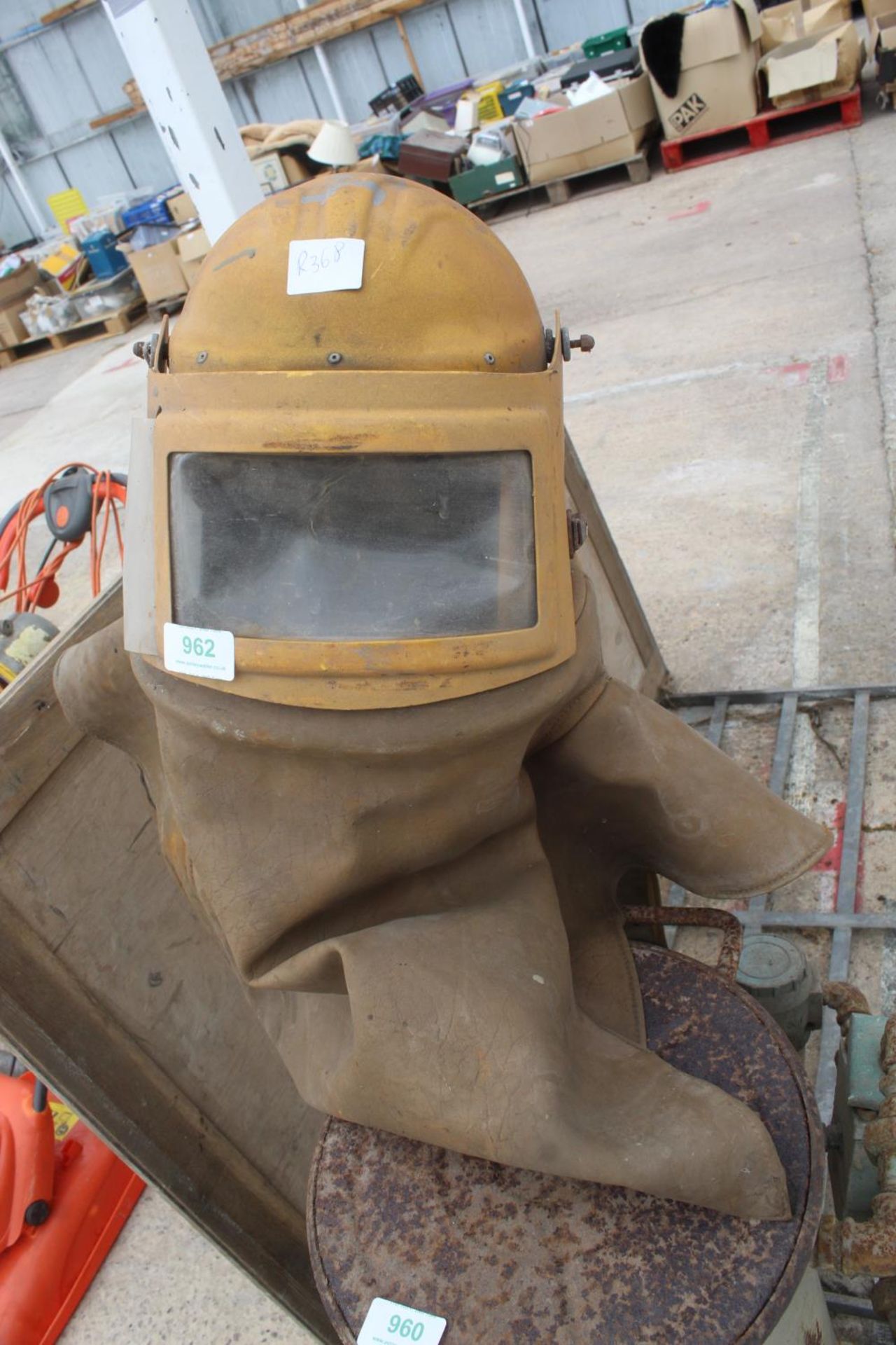 SANDBLASTER HELMET NO VAT