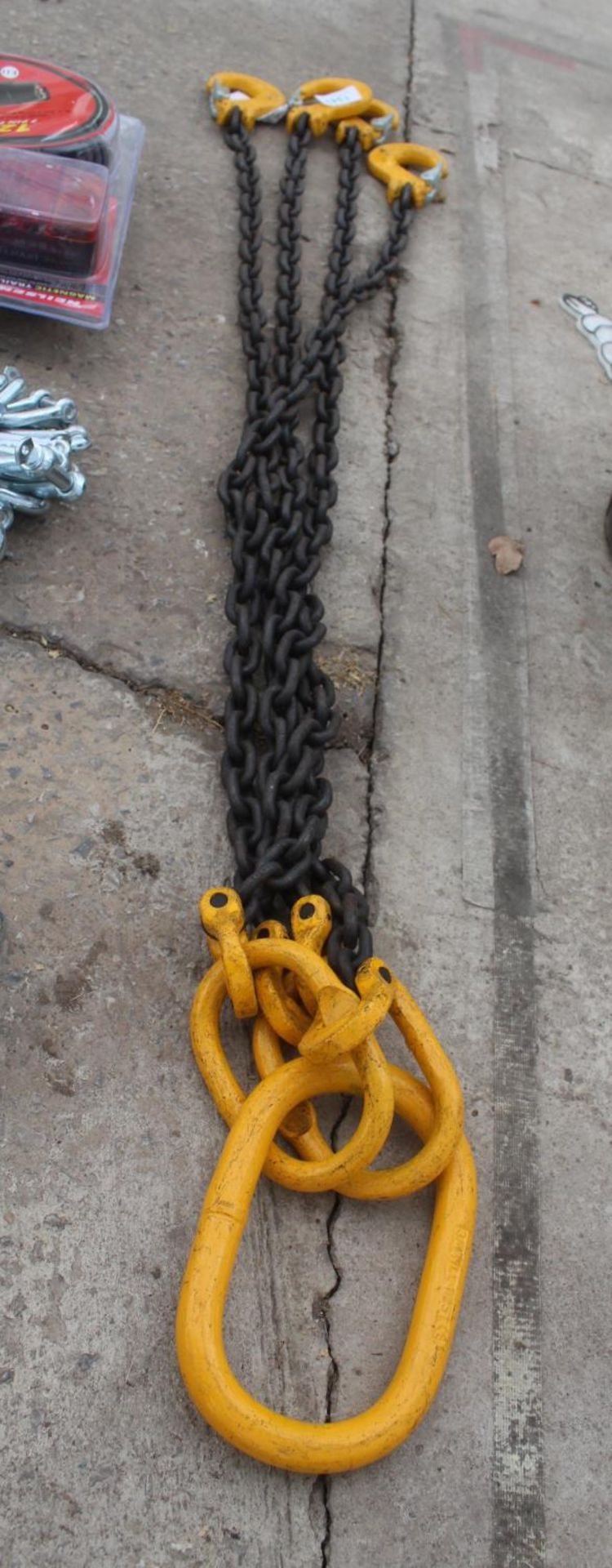 4 LEG 4 TONNE LIFTING CHAIN + VAT - Image 2 of 2