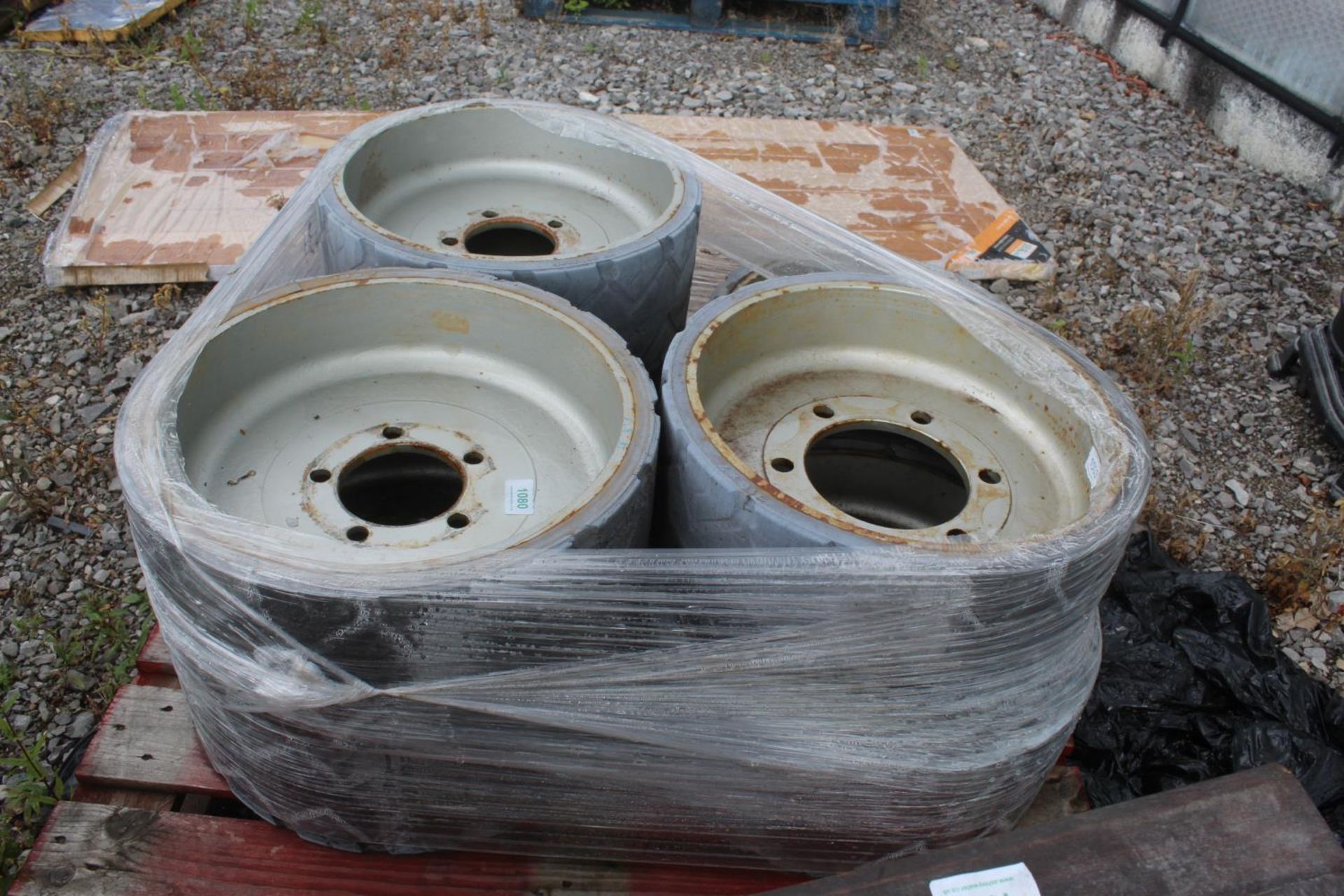 7 SKID STEER WHEELS AND TYRES NO VAT