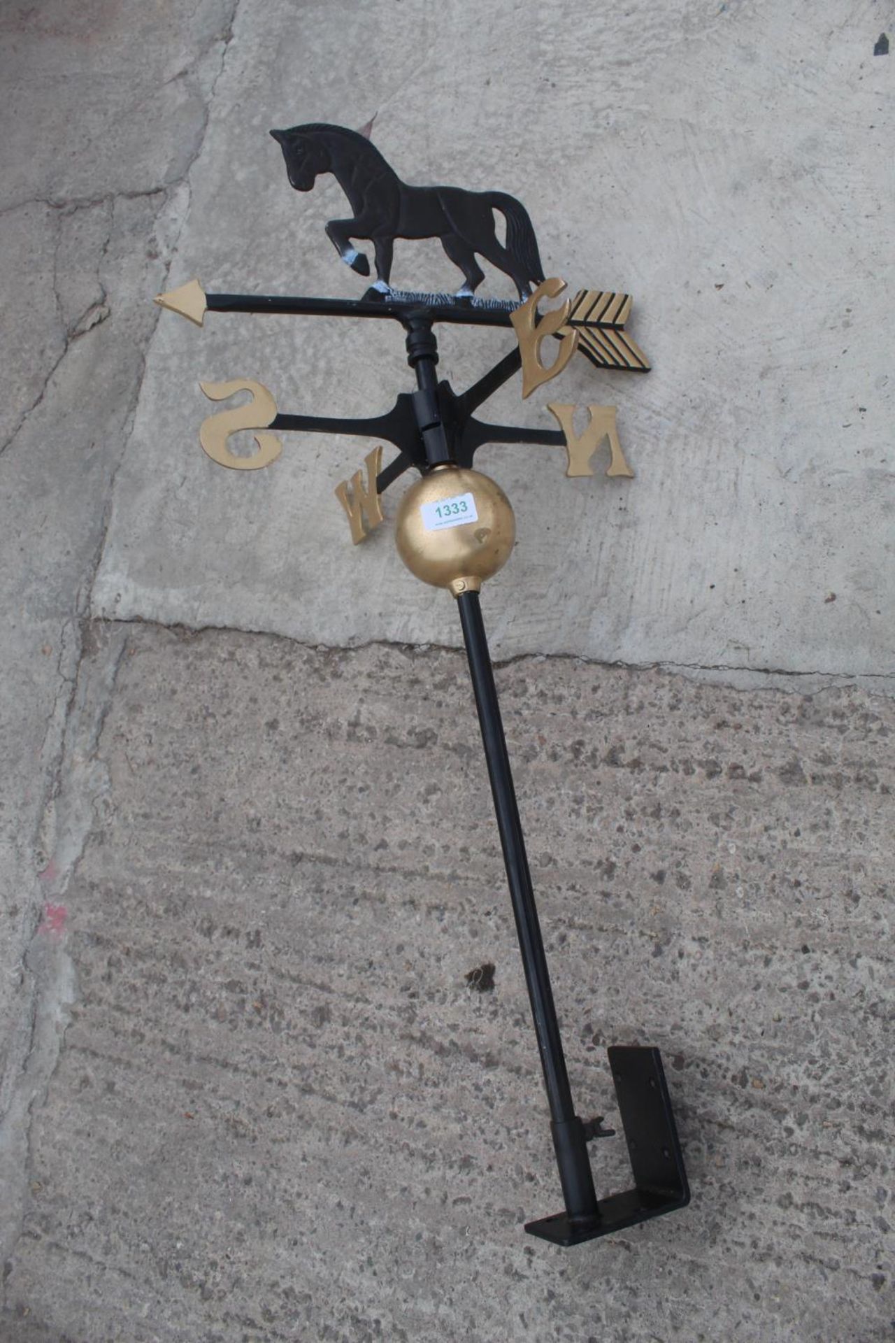 HORSE WEATHER VANE + VAT