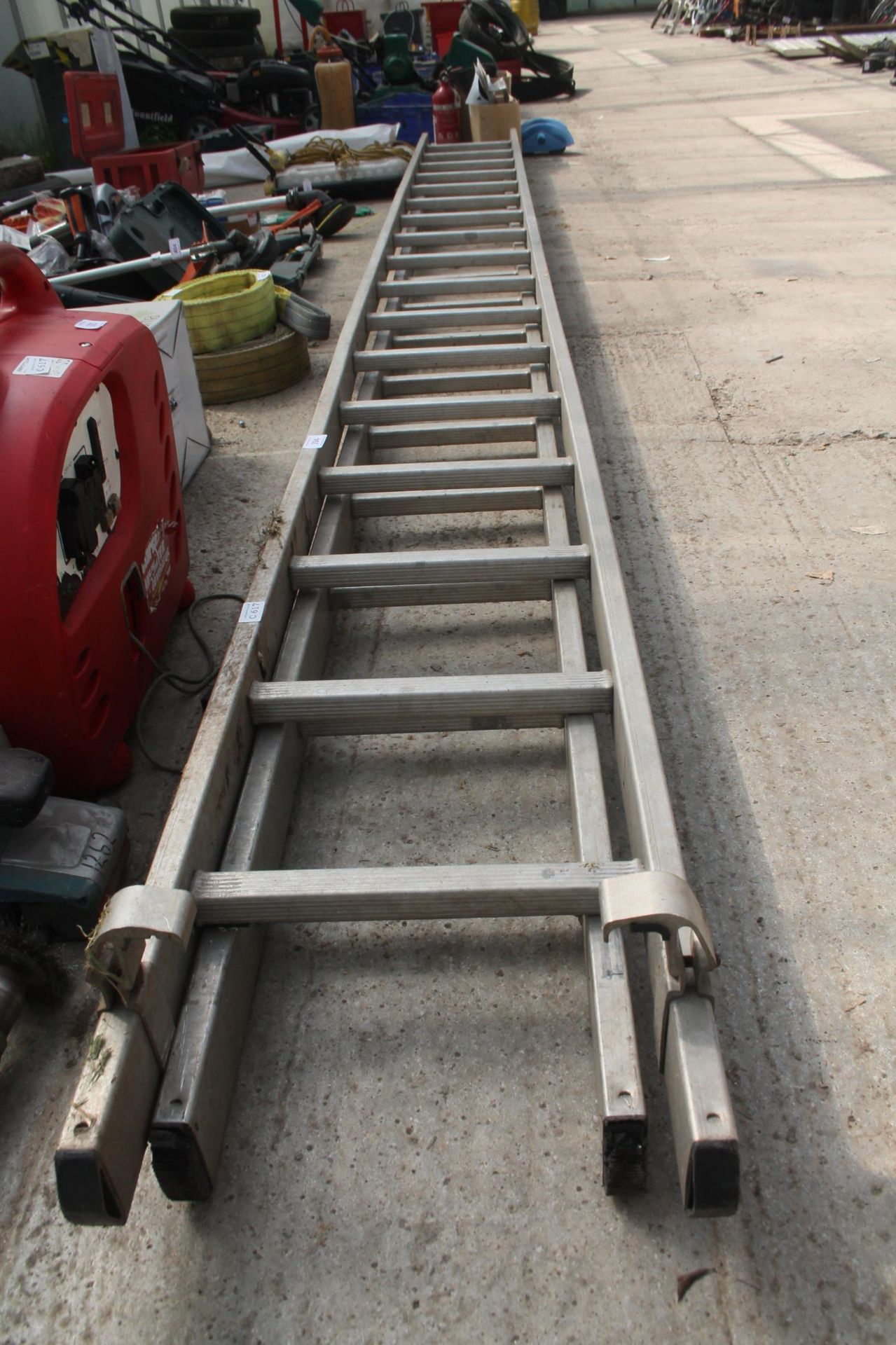 YOUNG MAN DOUBLE LADDERS NO VAT