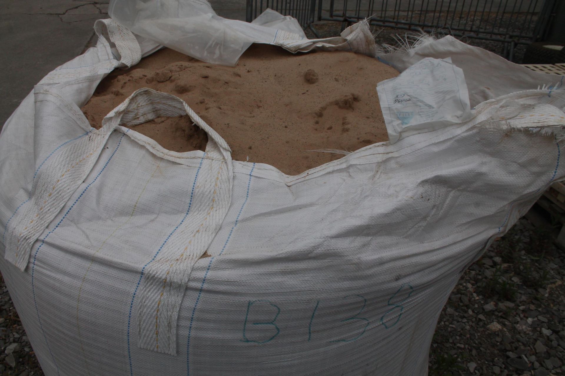 2 TOTE BAGS OF SAND + VAT - Image 2 of 2