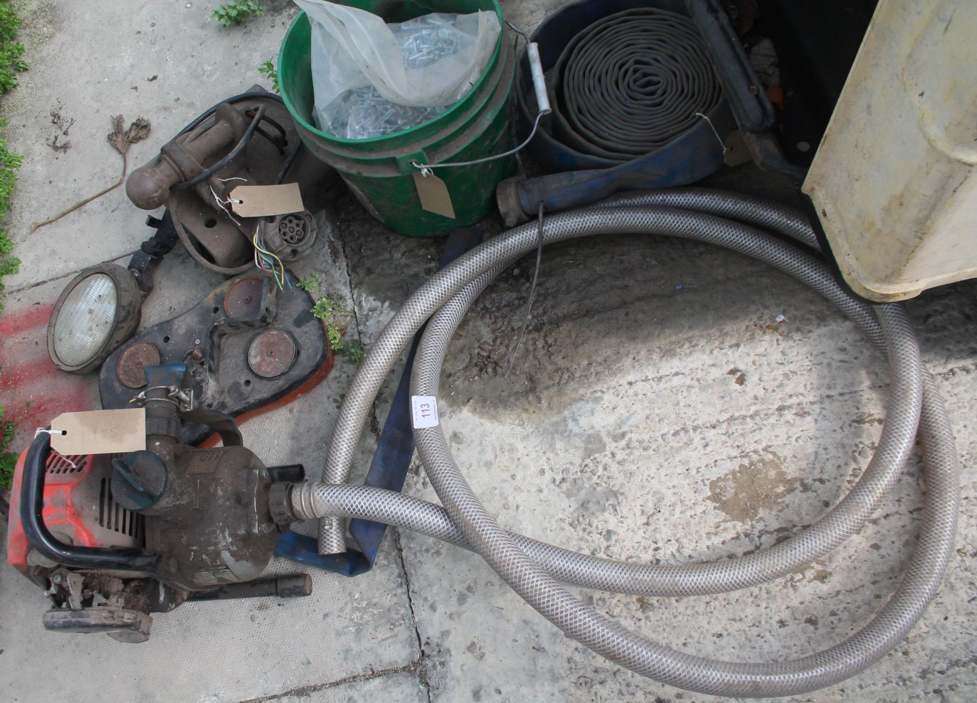 AN ASSORTMENT OF ITEMS TO INCLUDE A SUBMERSIBLE PUMP, A VEHICLE LIGHT AND A TOW BALL NO VAT - Image 2 of 2