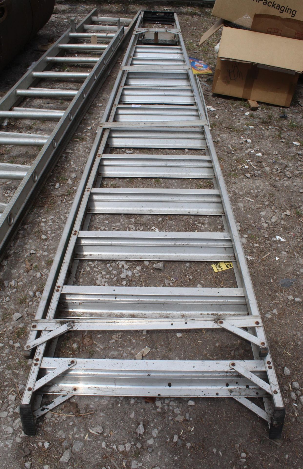 ALUMINIUM 11 STEP LADDER NO VAT