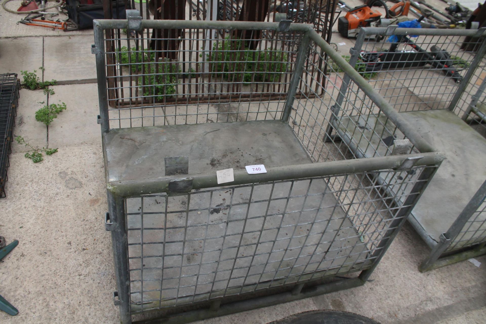 PALLET CAGE + VAT