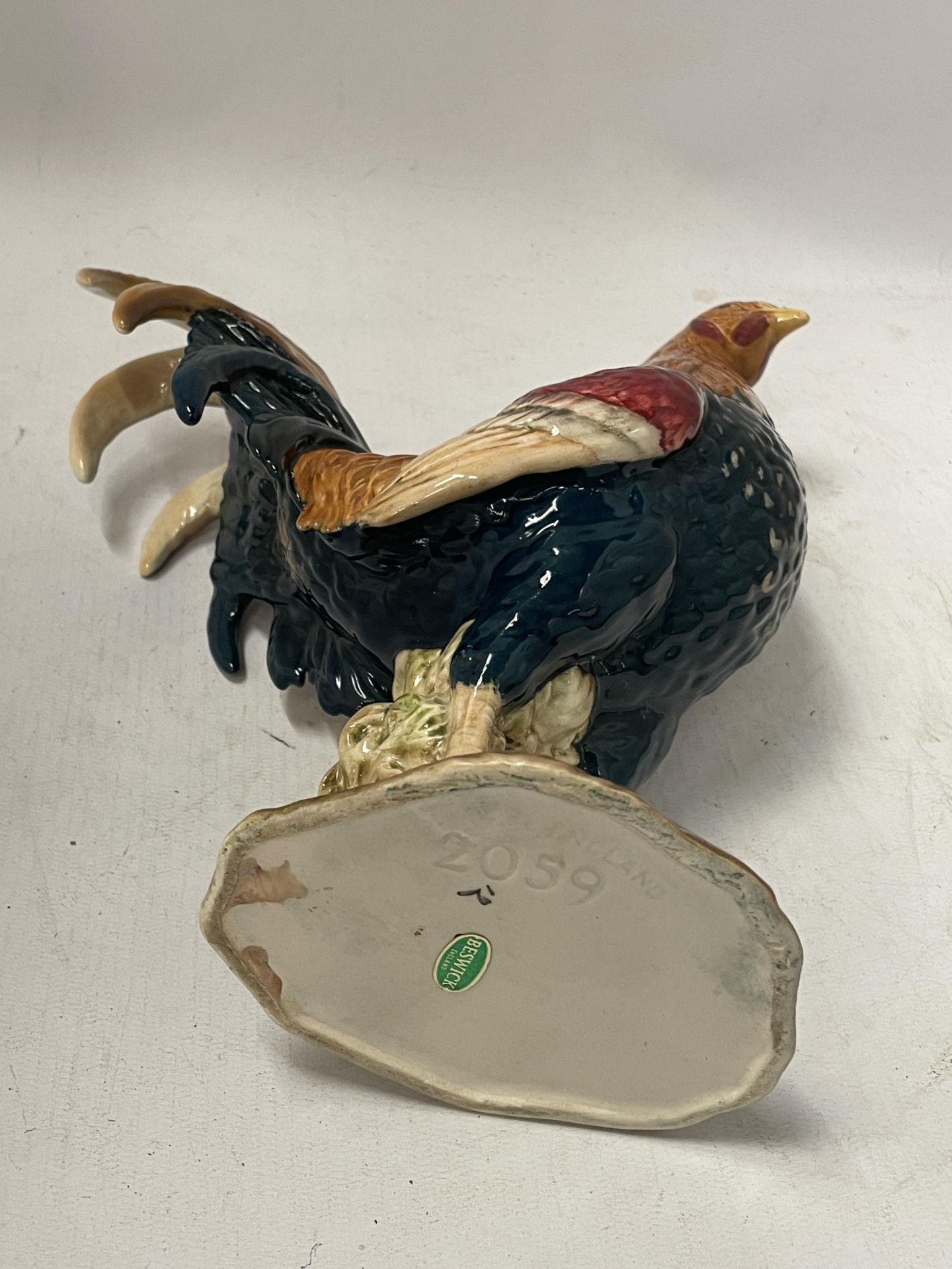 A BESWICK NO.2059 GAMECOCK FIGURE - Image 3 of 4