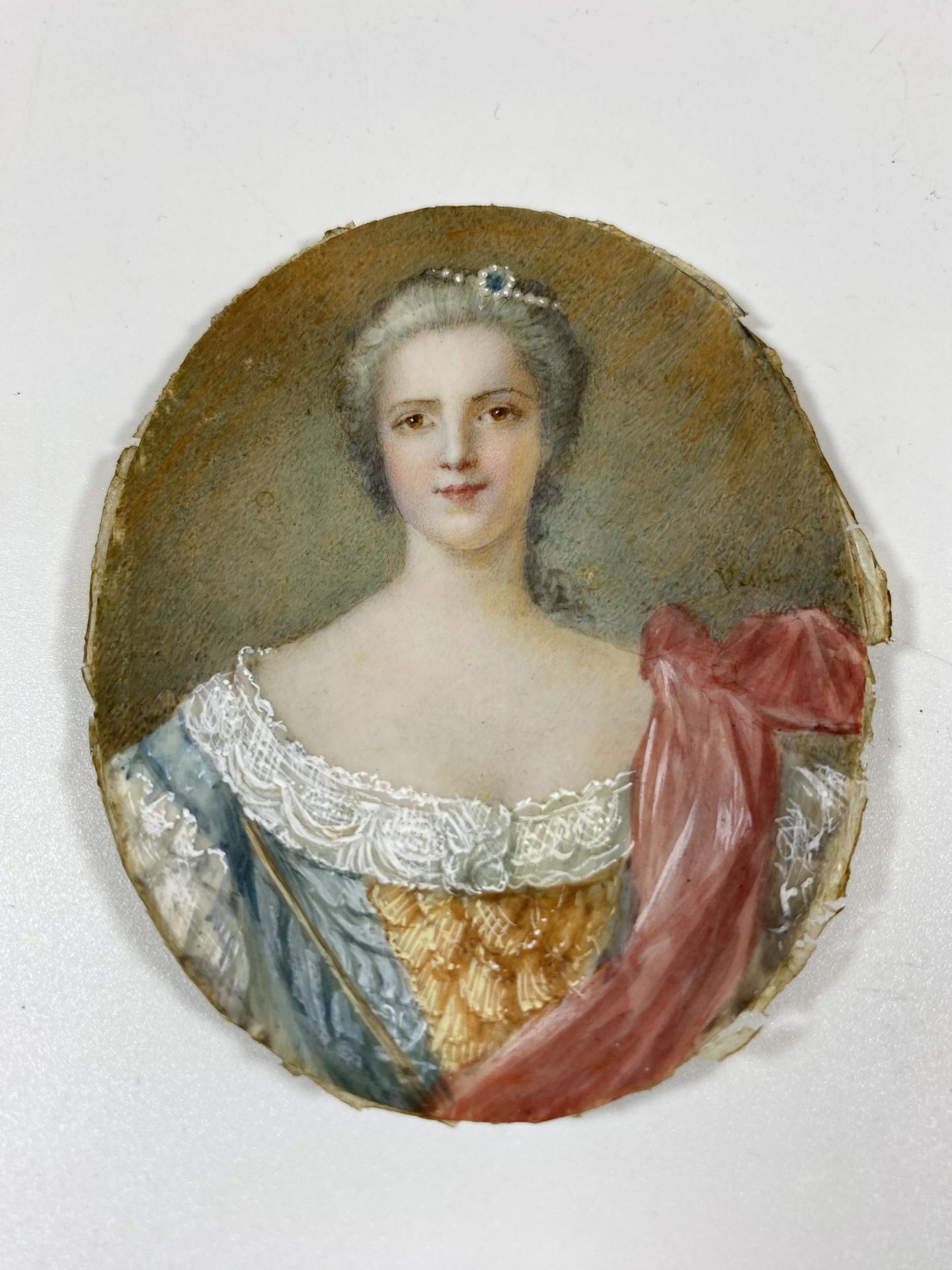 A 19TH CENTURY HAND PAINTED PORTRAIT OF A LADY, INDISTINCTLY SIGNED, IN GILT RIBBON FRAME, LENGTH - Image 6 of 12