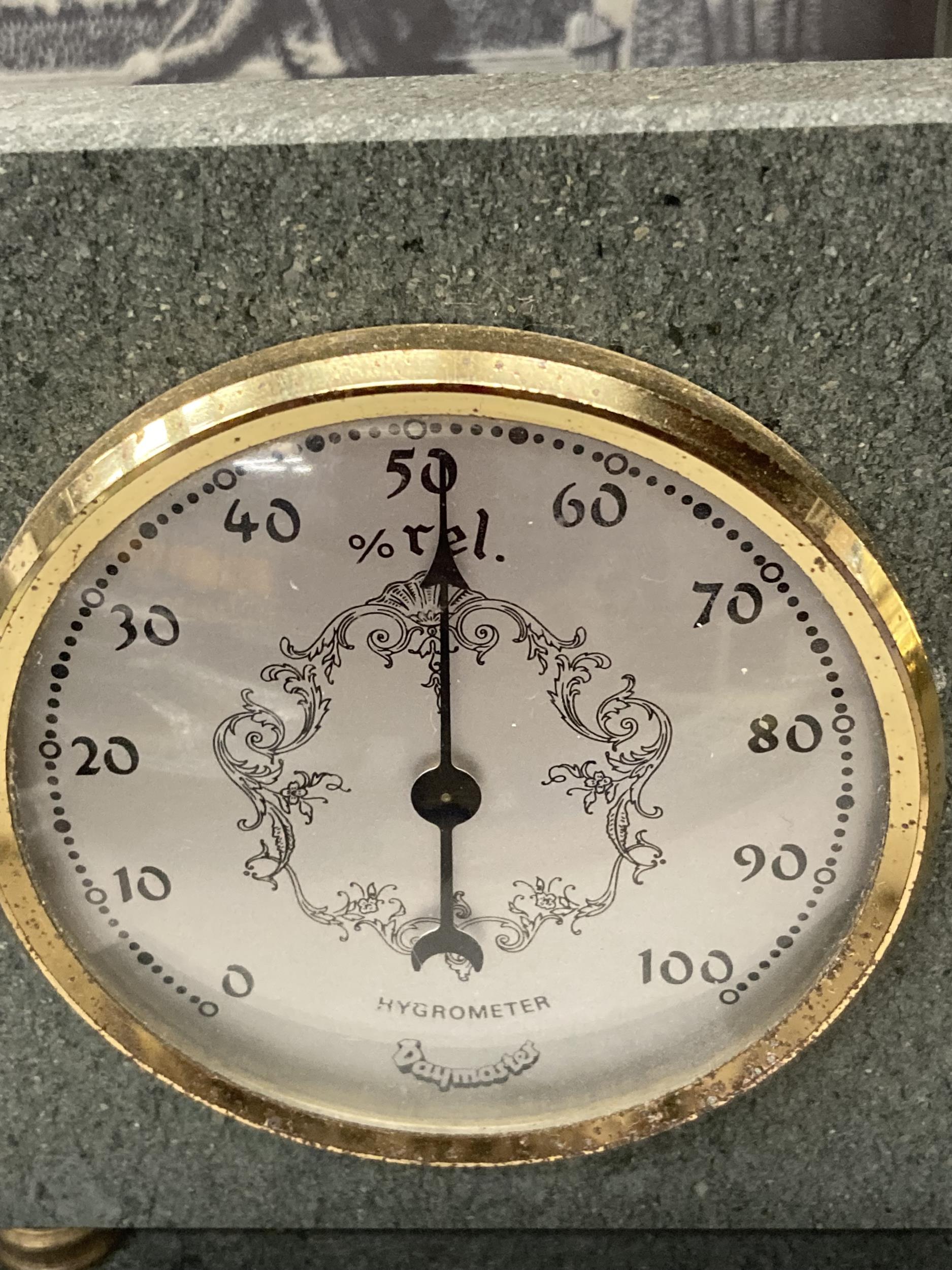 A SLATE MANTLE CLOCK WITH A SHEPHERD AND SHEEPDOG IMAGE AND A SLATE BAROMETER AND HYGROMETER - Image 3 of 4