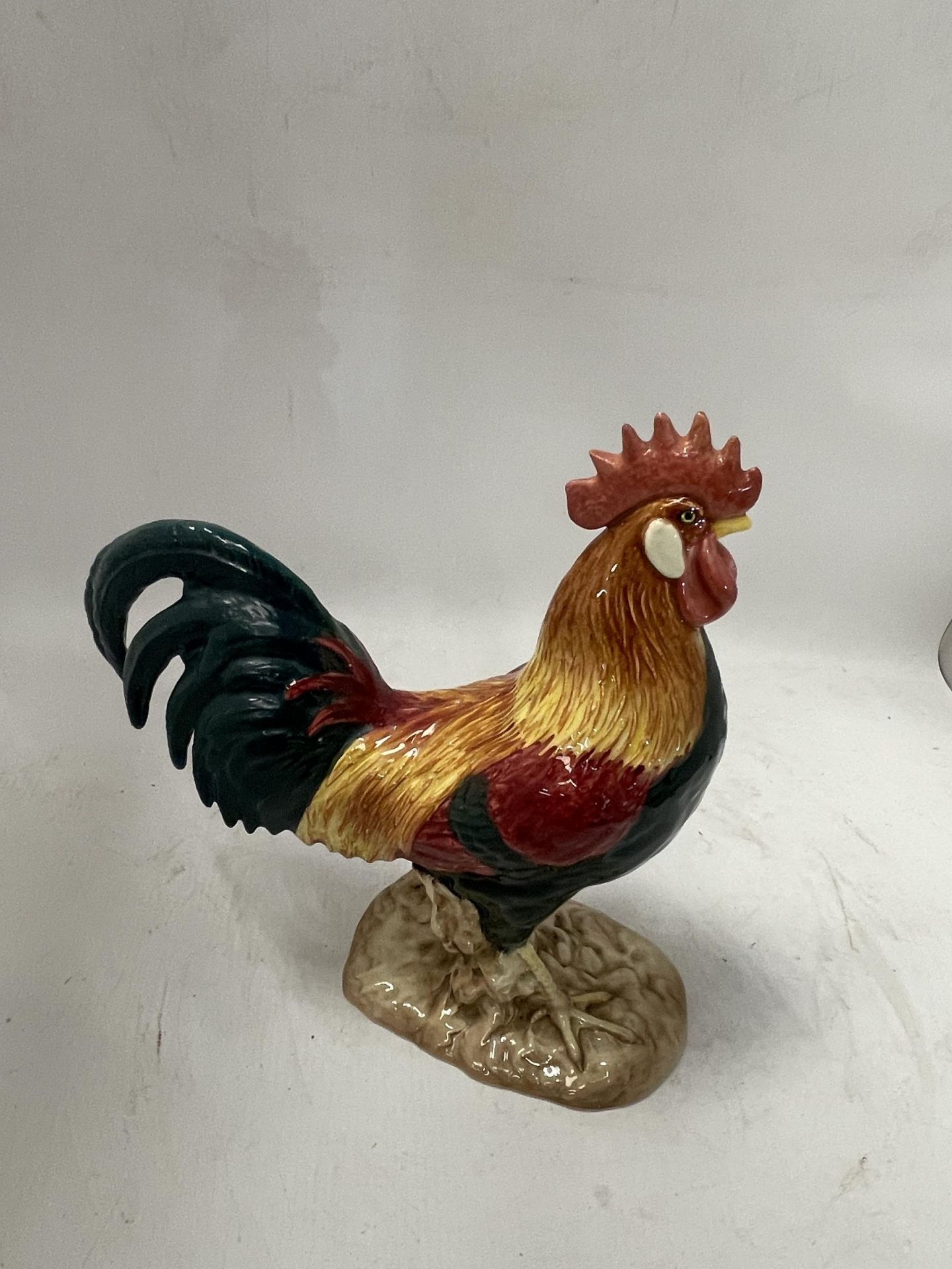 A BESWICK NO. 1892 LEGHORN FIGURE - Image 2 of 3