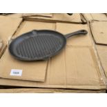 APPROXIMATELY TEN CAST IRON SKILLET PANS