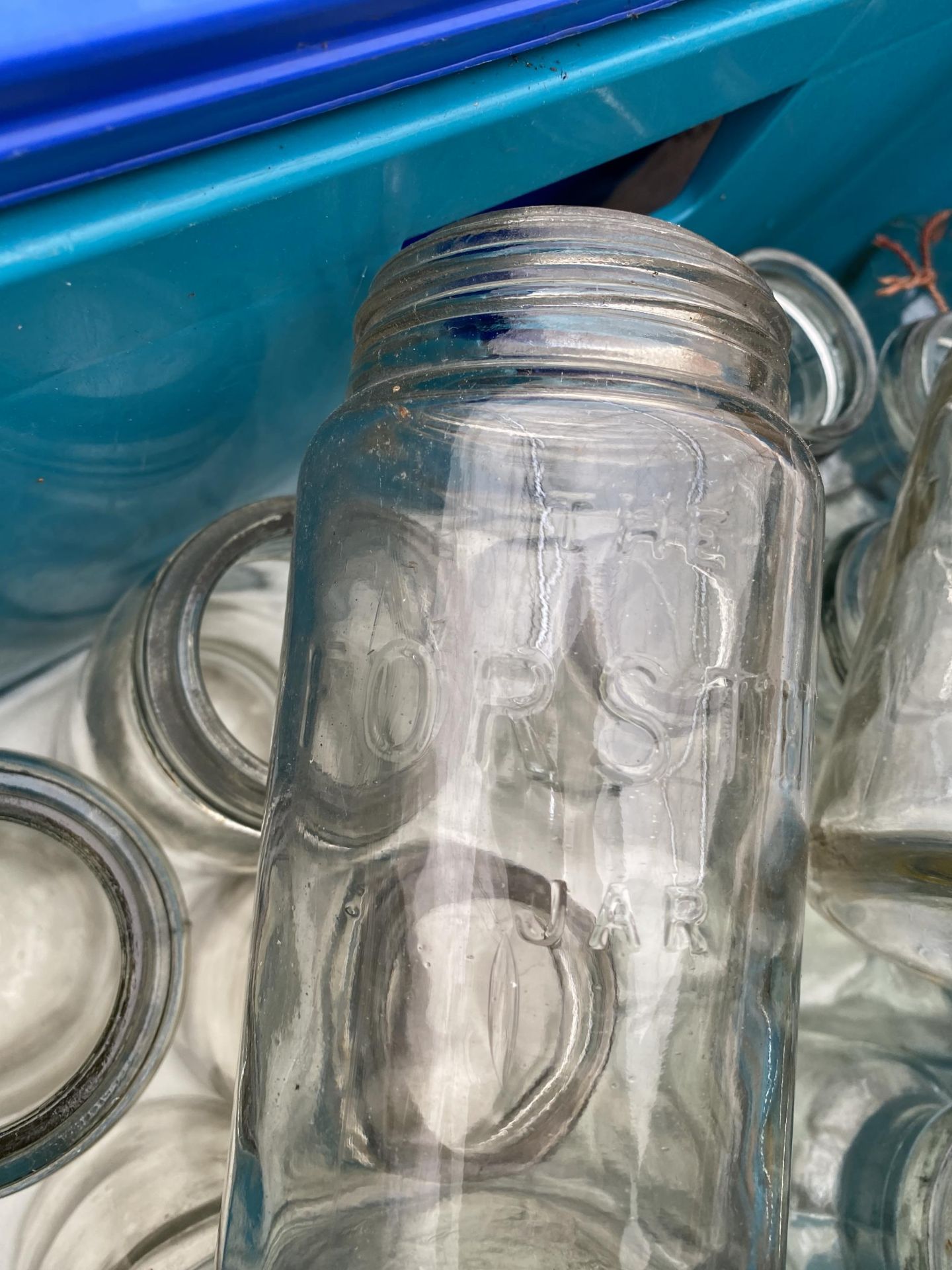 A LARGE QUANTITY OF ASSORTED GLASS JARS - Image 3 of 3