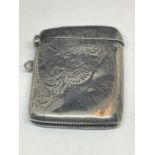 A HALLMARKED BIRMINGHAM SILVER VESTA CASE