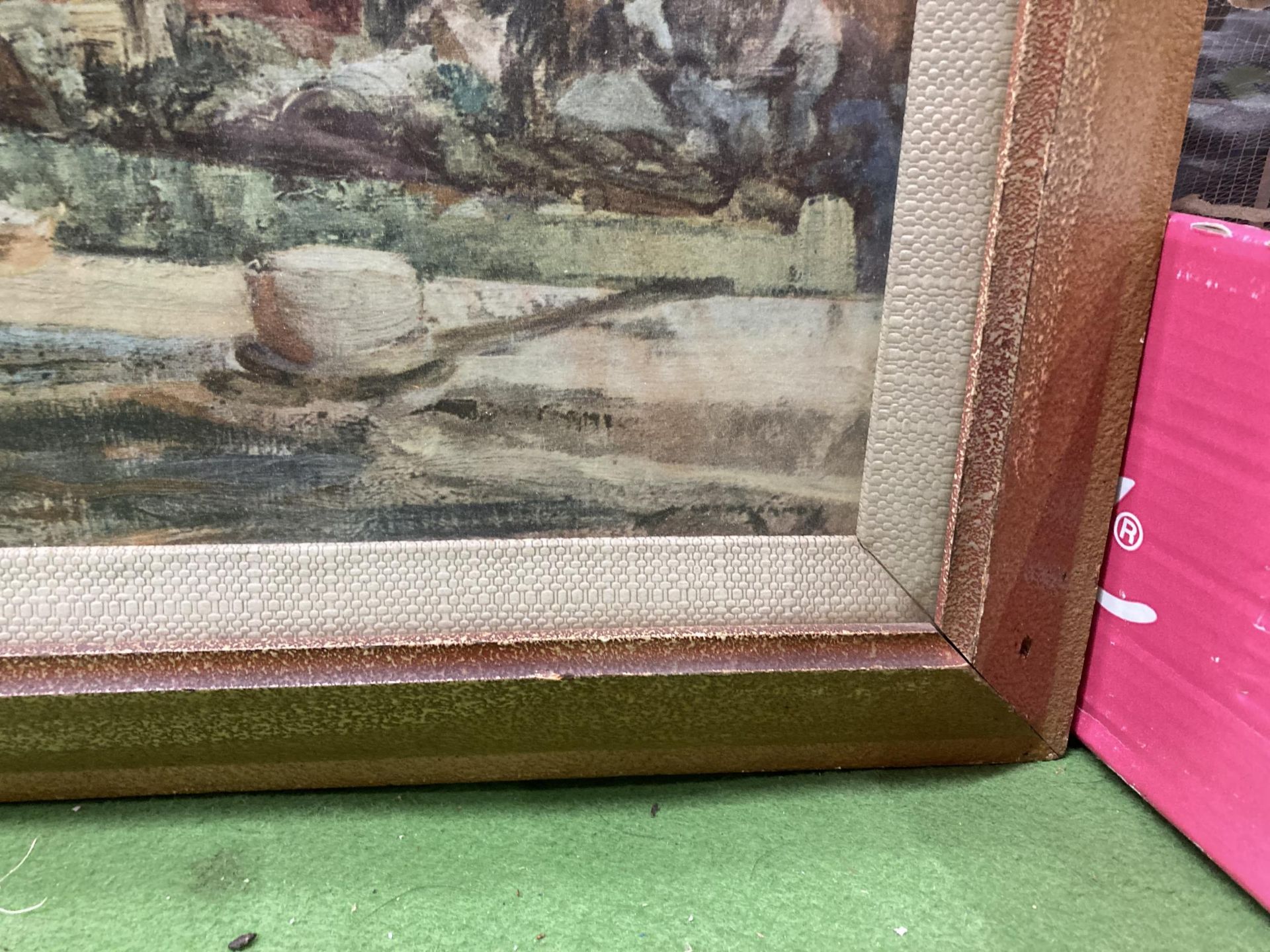 A LARGE GILT FRAMED PRINT OF A BOATING SCENE, UNSIGNED - Bild 2 aus 2