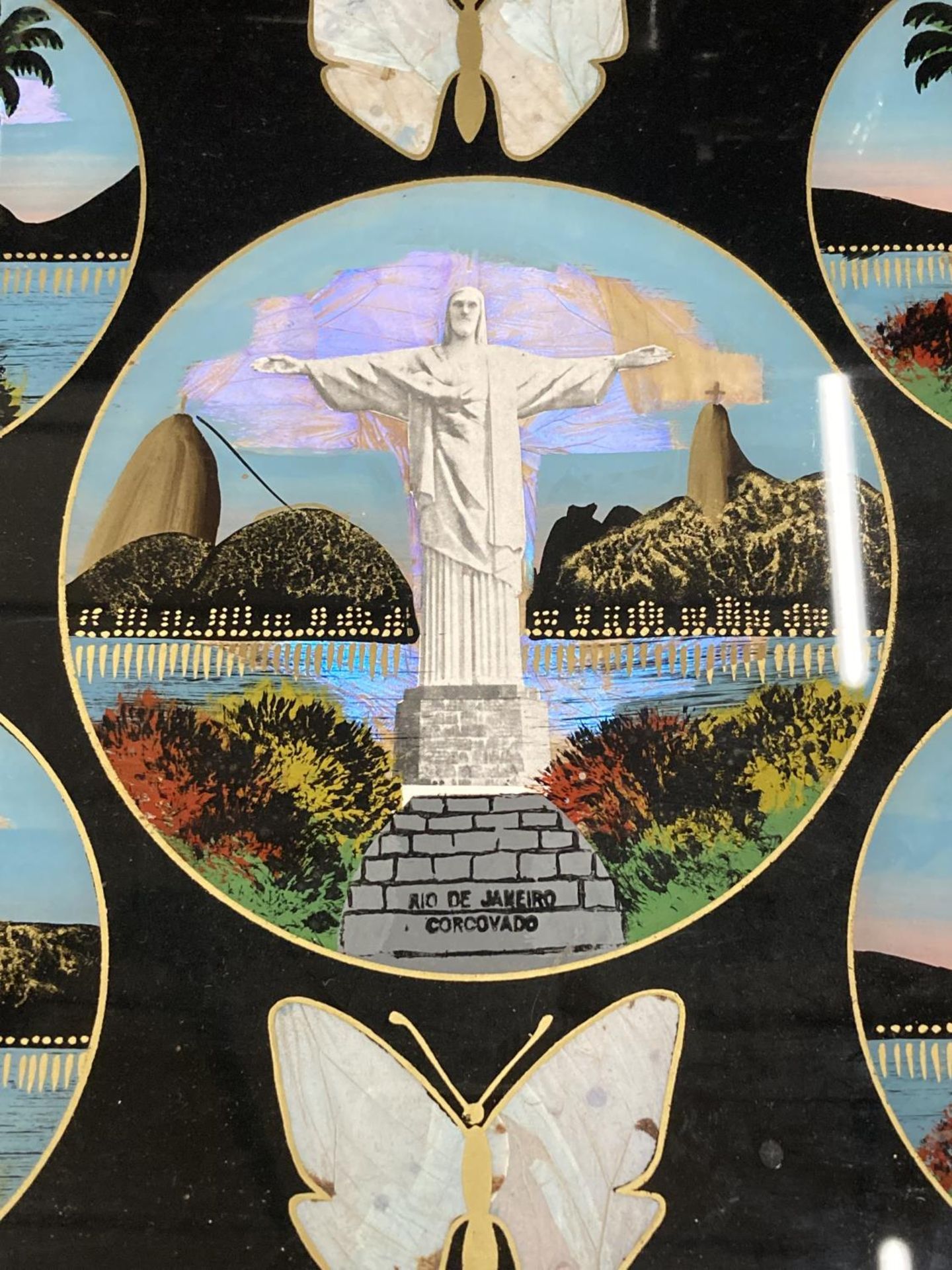 A VINTAGE TRAY FROM BRAZIL WITH BUTTERFLY WINGS DECORATION - Image 2 of 2