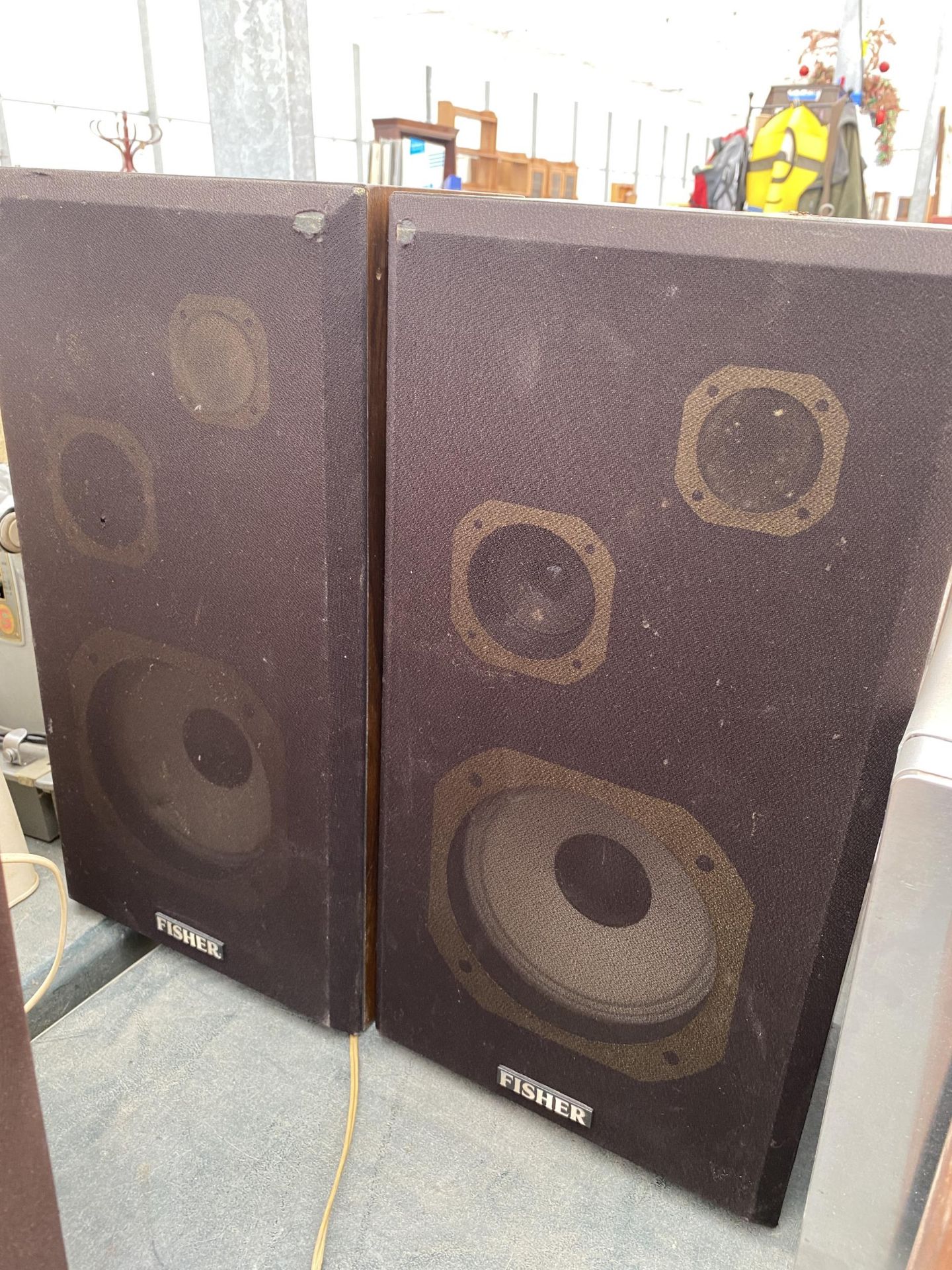 FOUR WOODEN CASED SPEAKERS TO INCLUDE A PAIR OF FISHER SPEAKERS AND A CELESTION 15 ETC - Image 2 of 3