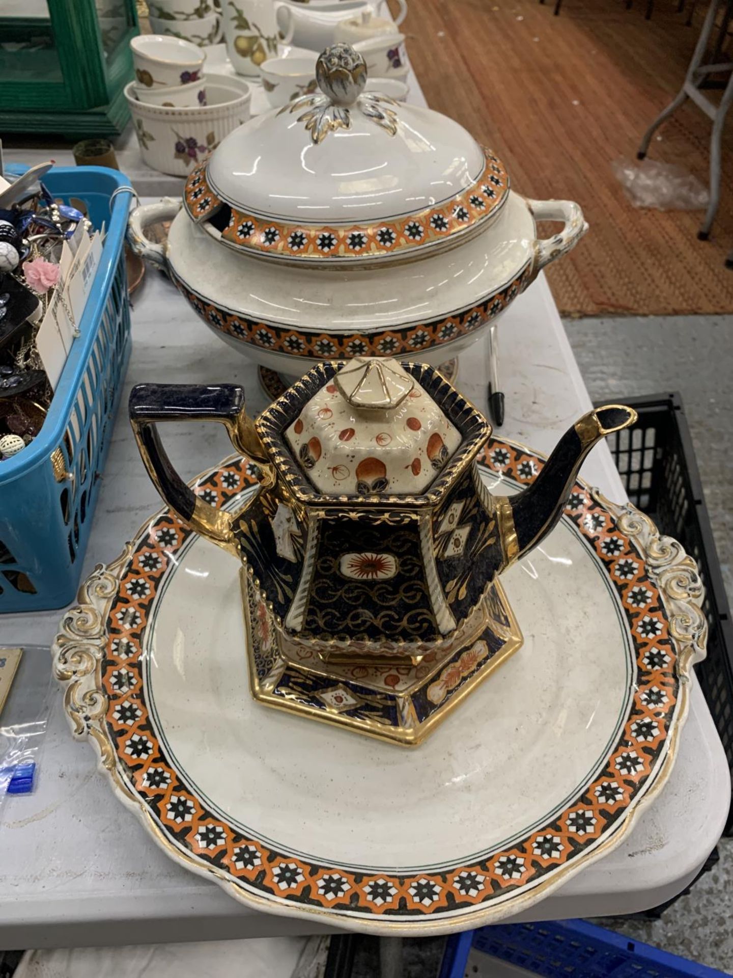 A MID 19TH CENTURY SOUP TUREEN AND PLATTER PLUS A VICTORIAN TEAPOT AND STAND