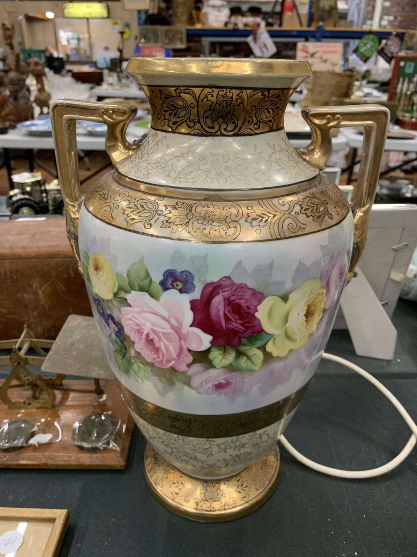 A LARGE NORITAKE VASE WITH GILT AND FLORAL DESIGN, HEIGHT 34CM - A/F CHIP TO RIM