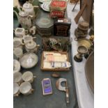 A QUANTITY OF VINTAGE ITEMS TO INCLUDE TINS, CIGARETTE CARDS, ETC