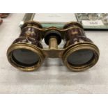 A PAIR OF VINTAGE OPERA GLASSES