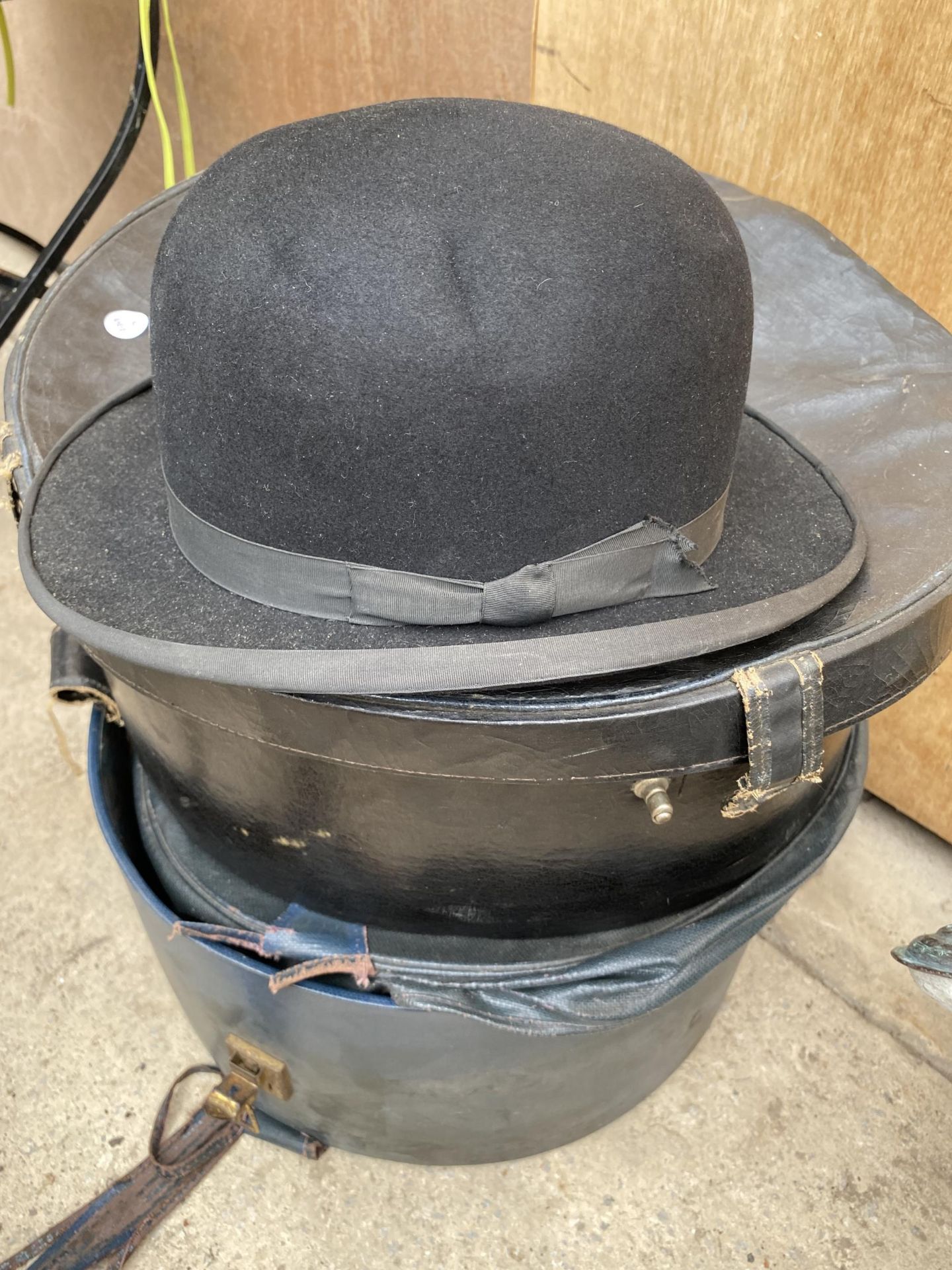 TWO VINTAGE LEATHER HAT BOXES AND A MACGUEEN LONDON FUR BOWLER HAT - Image 2 of 5