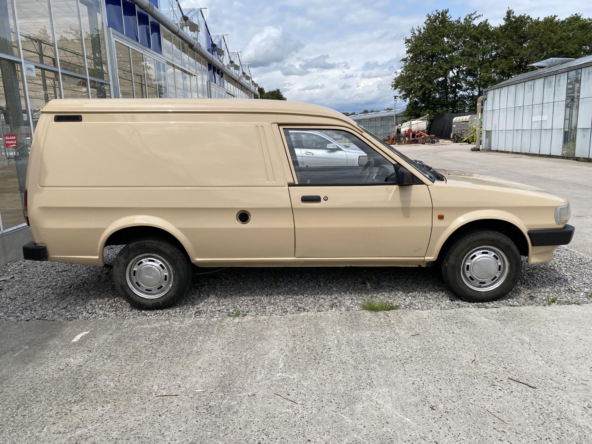 AN AUSTIN MAESTRO VAN, MILEAGE 88427 , REGISTRATION SXI 7969