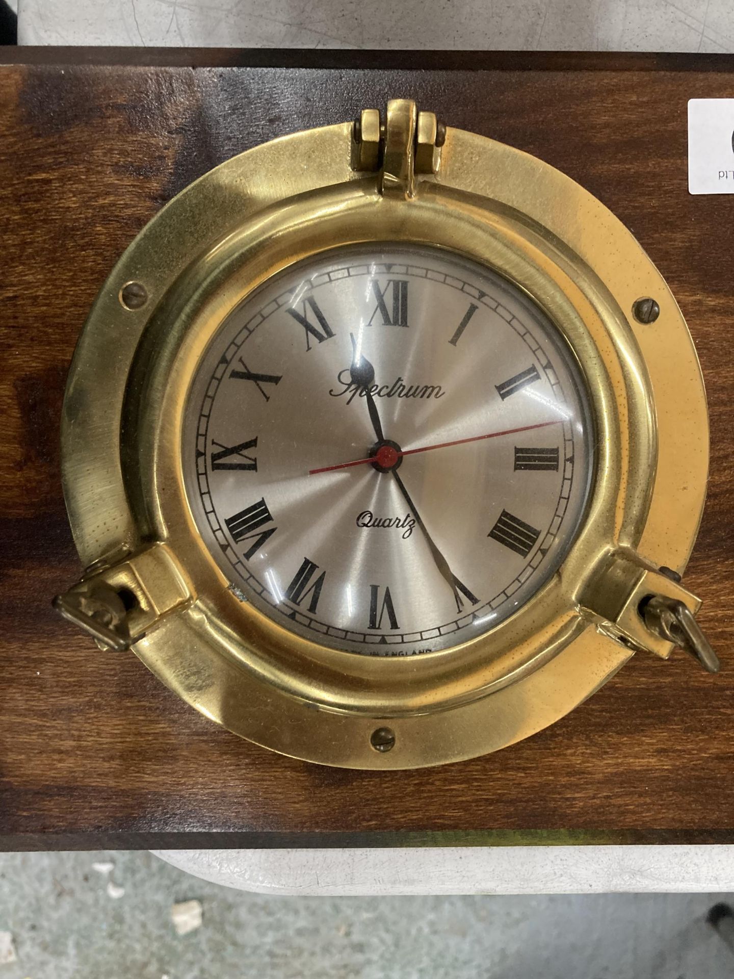 A MAHOGANY FRAMED BRASS PORTHOLE STYLE CLOCK AND BAROMETER - Image 2 of 2