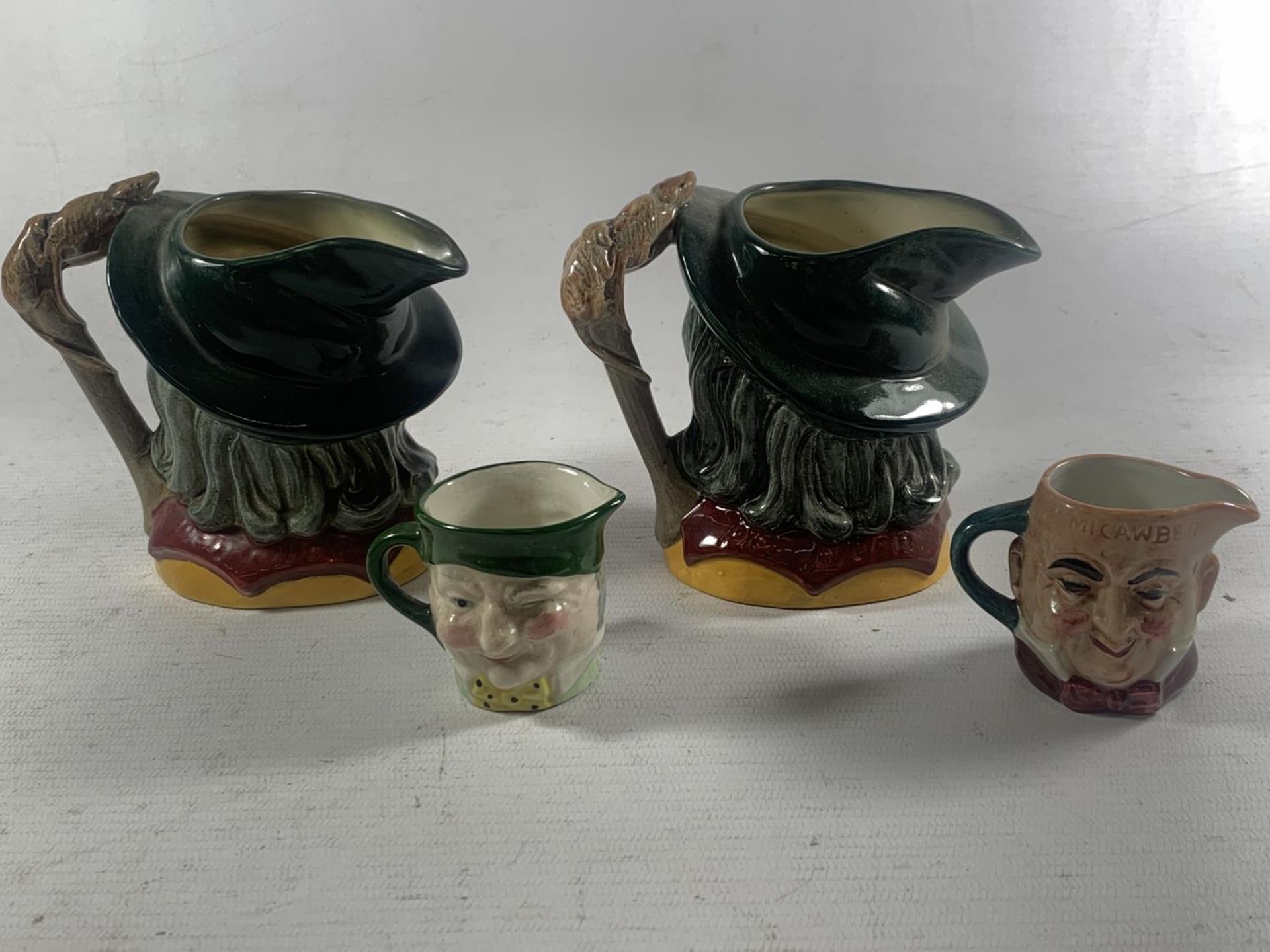 FOUR TOBY JUGS TO INCLUDE TWO ROYAL DOULTON PIED PIPER - Image 4 of 5