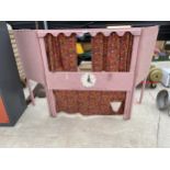 A CHILDRENS PUNCH AND JUDY STYLE PERFOMANCE SCREEN
