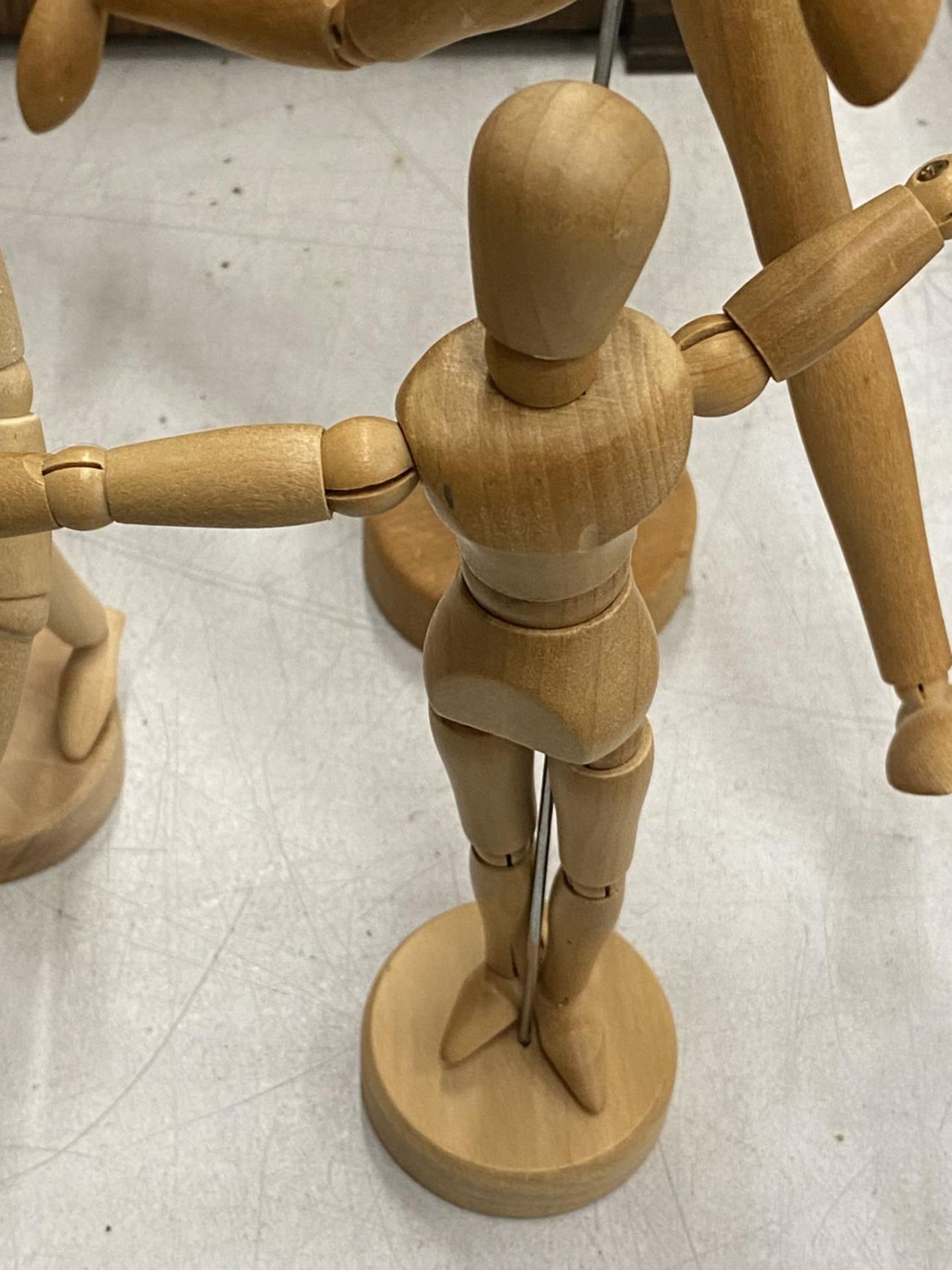 FOUR WOODEN ARTICULATED ARTISTS MODELS - Image 3 of 3