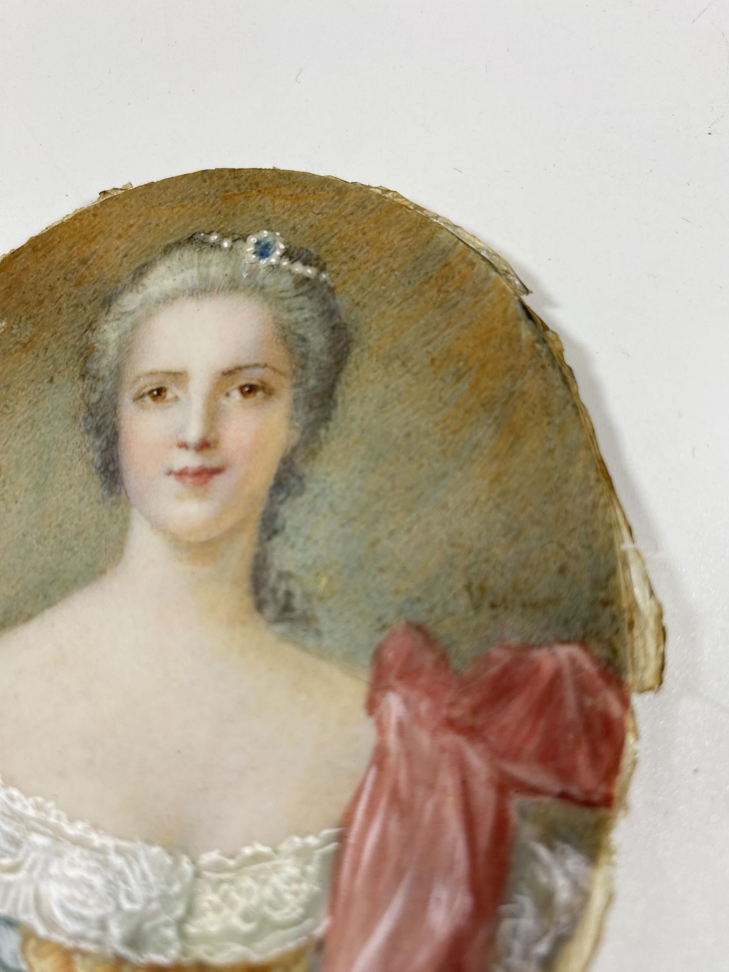 A 19TH CENTURY HAND PAINTED PORTRAIT OF A LADY, INDISTINCTLY SIGNED, IN GILT RIBBON FRAME, LENGTH - Image 7 of 12