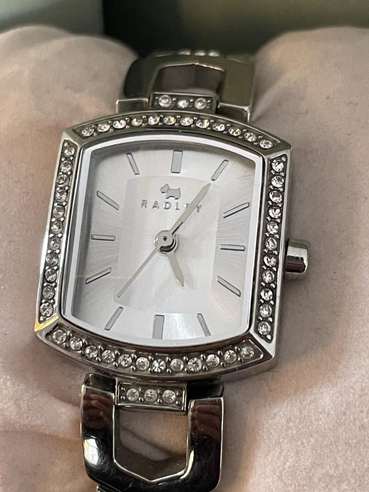 A RADLEY WATCH IN A PRESENTATION BOX SEEN WORKING BUT NO WARRANTY - Image 2 of 4