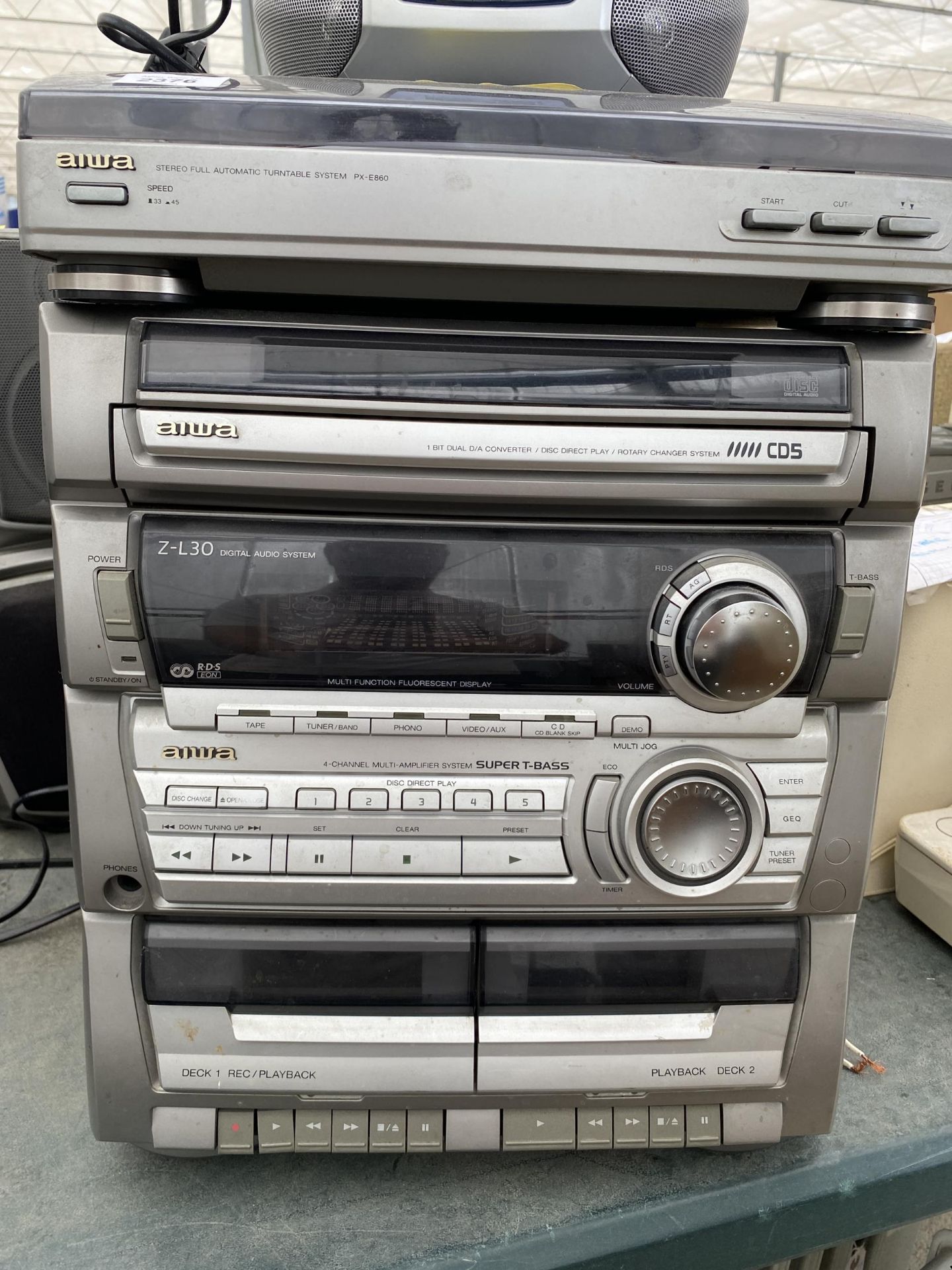 AN AIWA STEREO SYSTEM WITH A PAIR OF SPEAKERS AND A SONY CD/RADIO - Image 2 of 3