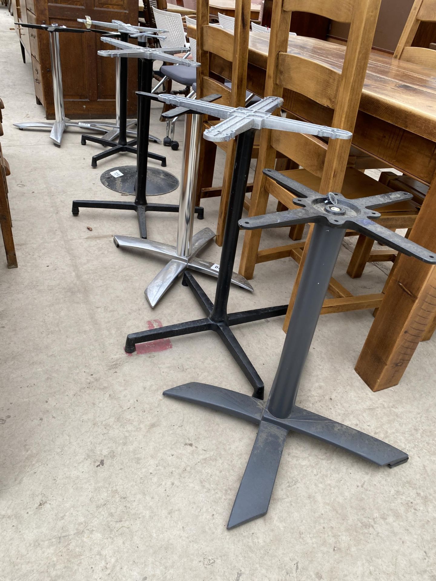 EIGHT VARIOUS METALWARE PUB TABLE BASES - Image 3 of 3