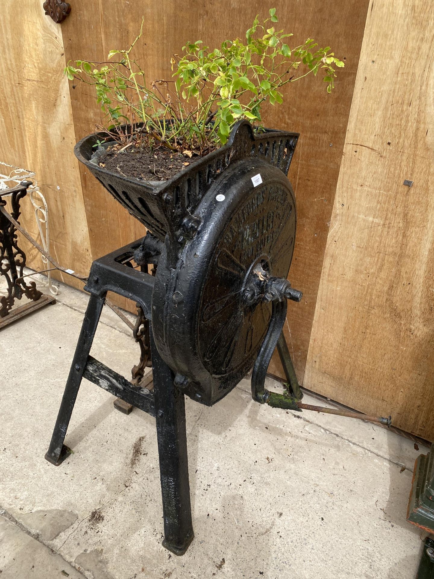 A LARGE VINTAGE CAST IRON BAMFORDS ROOT CUTTER